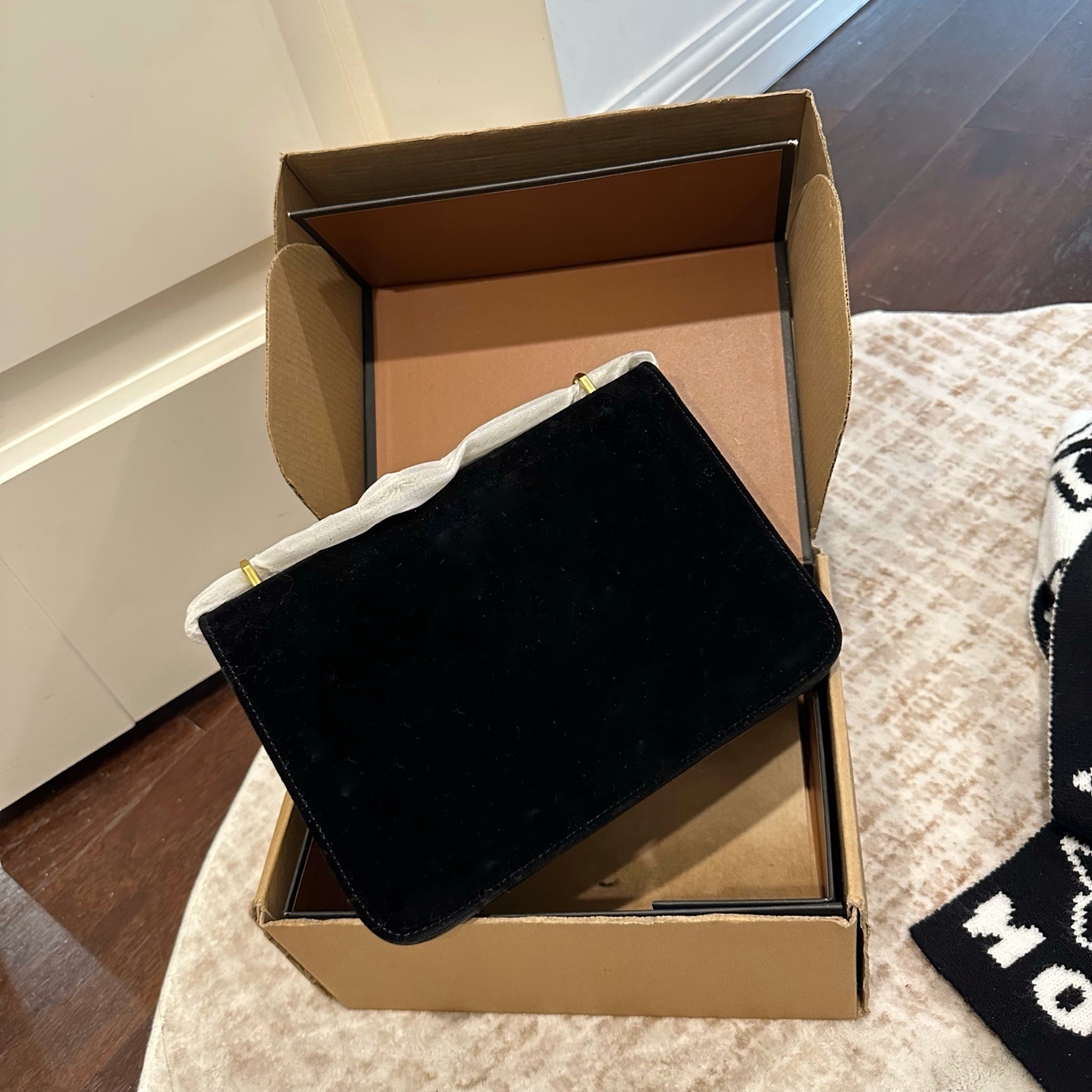 27200-Tory Burch--665 gallery