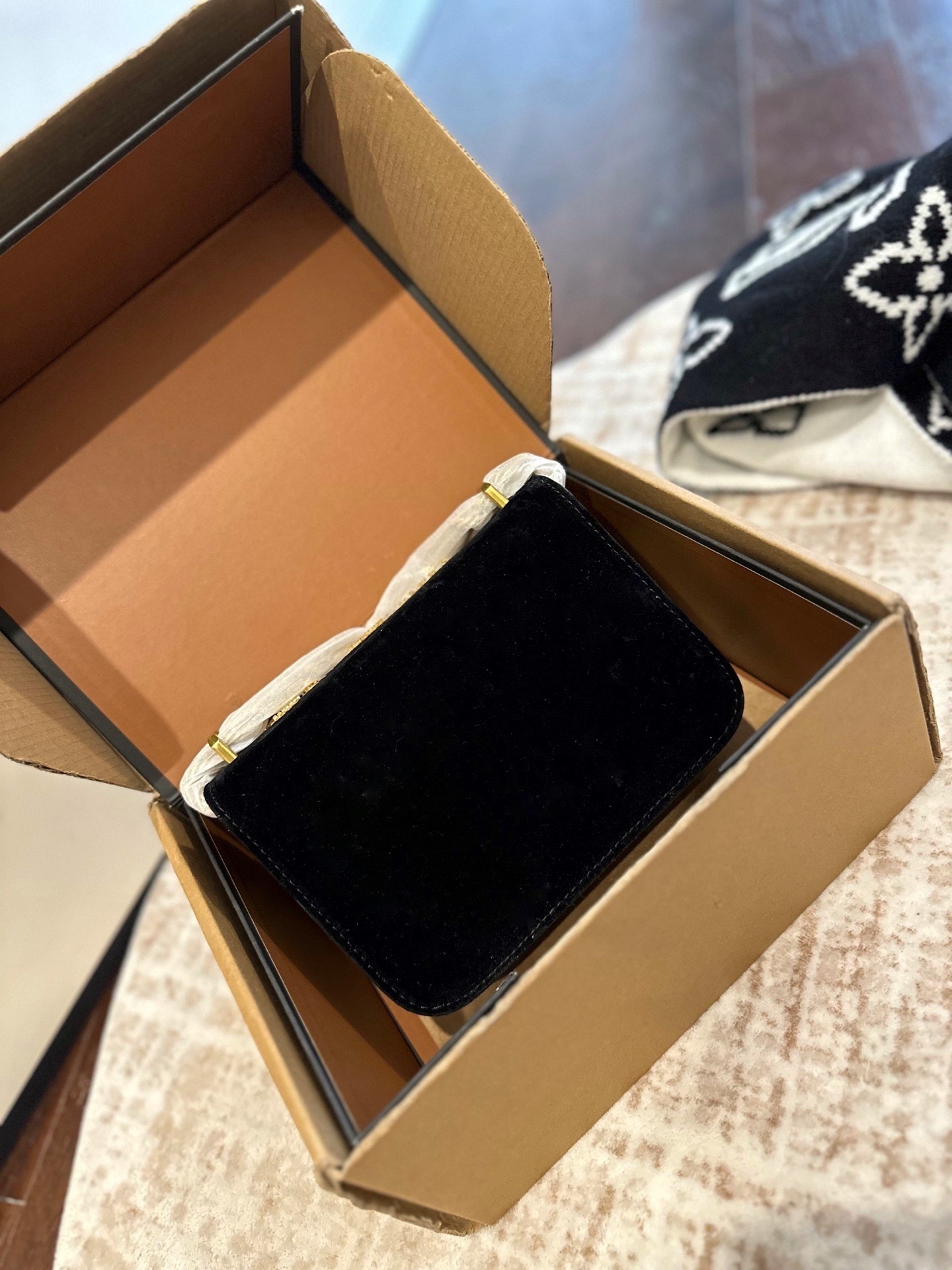 27200-Tory Burch--665 gallery