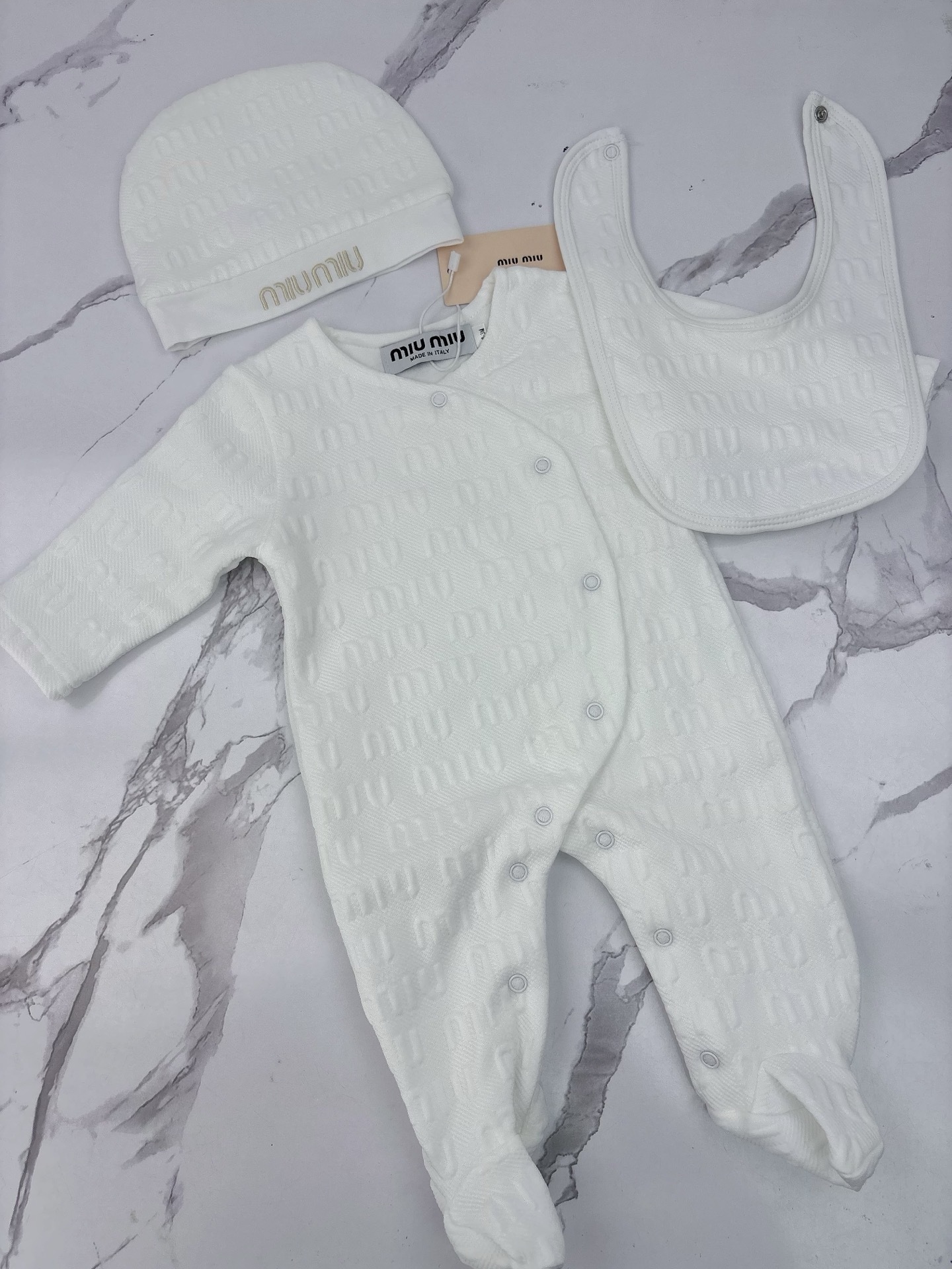 27216-MIUMIU-275 gallery