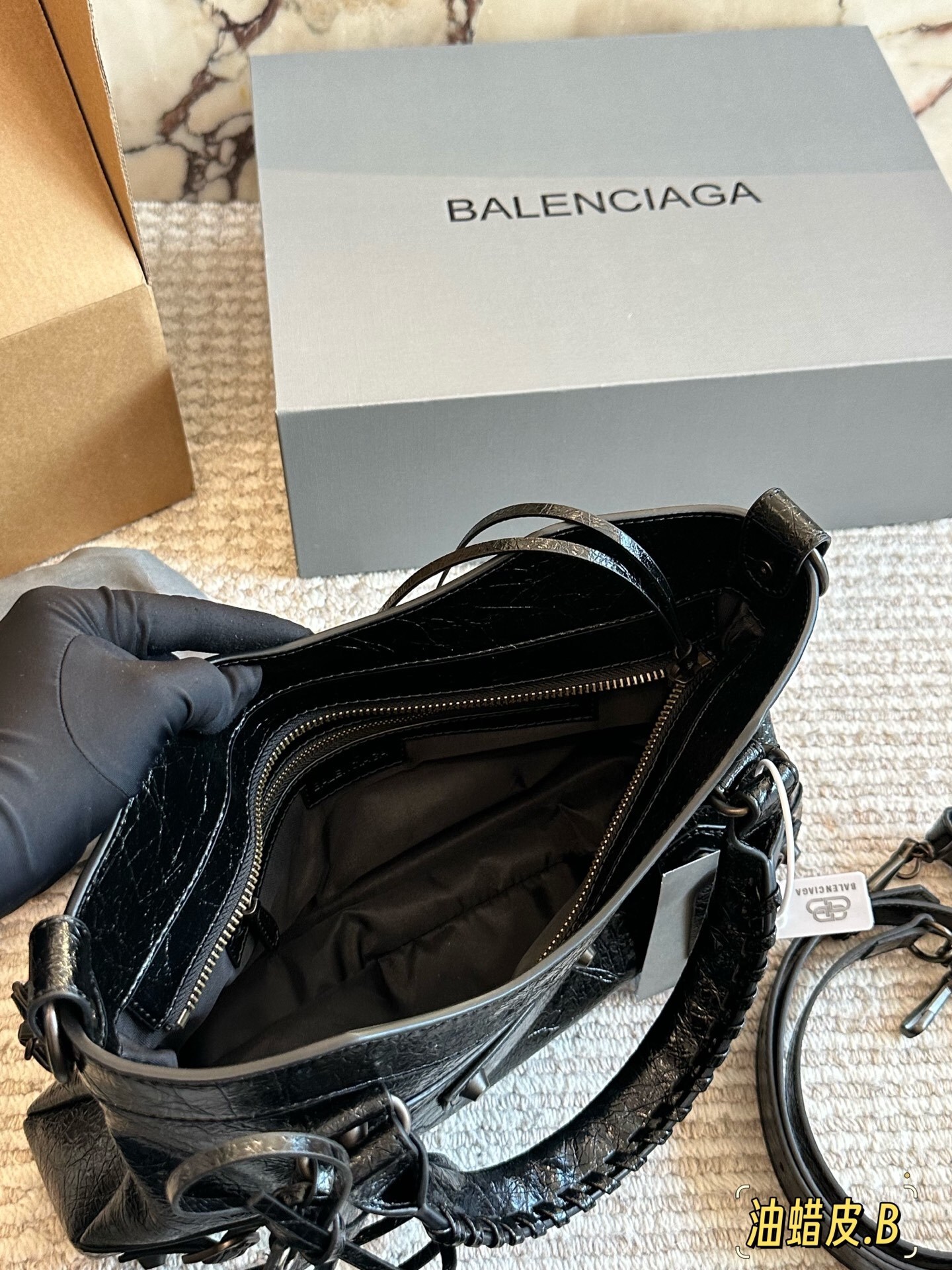 27219-Balenciaga-635 gallery