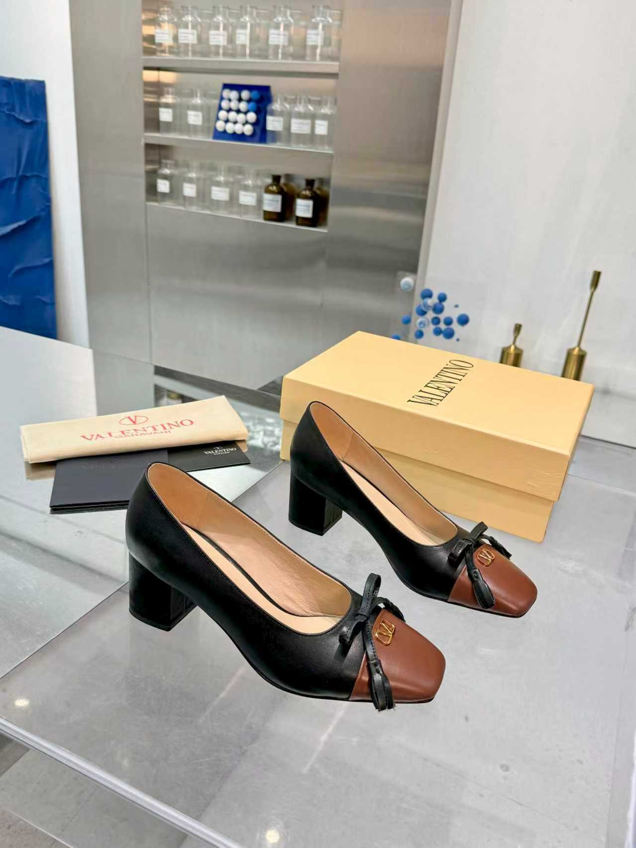 27222-Valentino-788 gallery