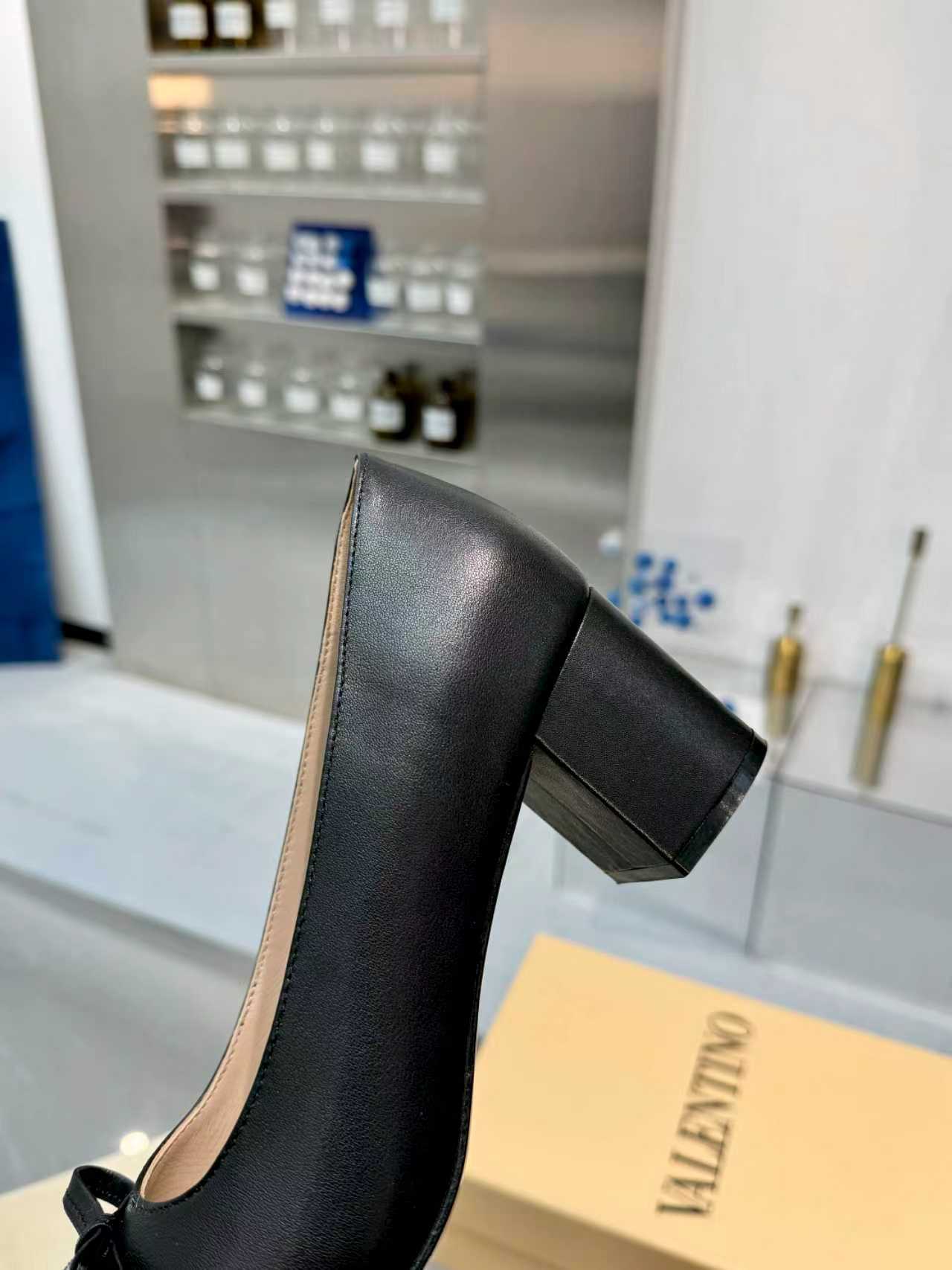 27222-Valentino-788 gallery