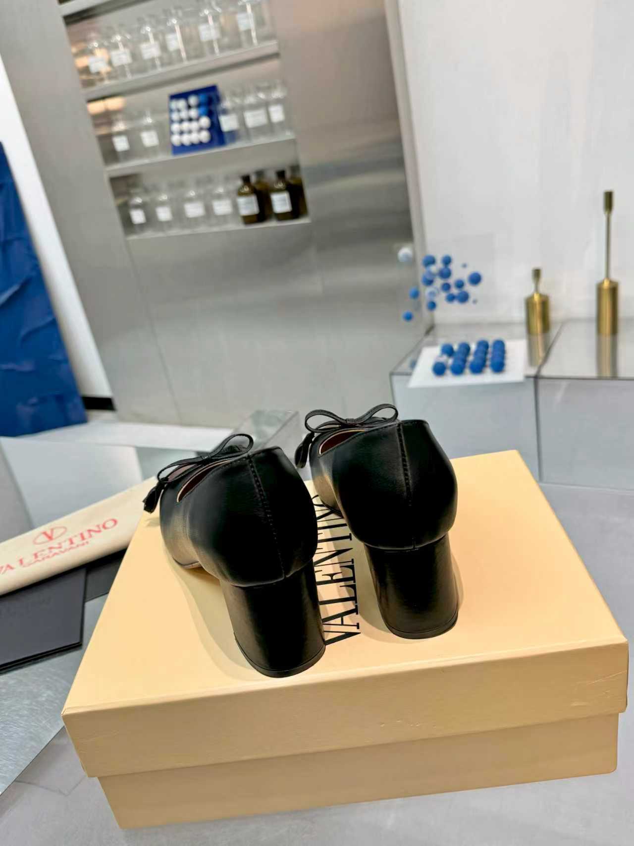 27222-Valentino-788 gallery