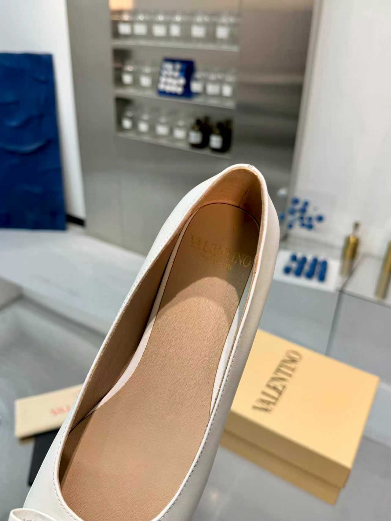 27222-Valentino-788 gallery