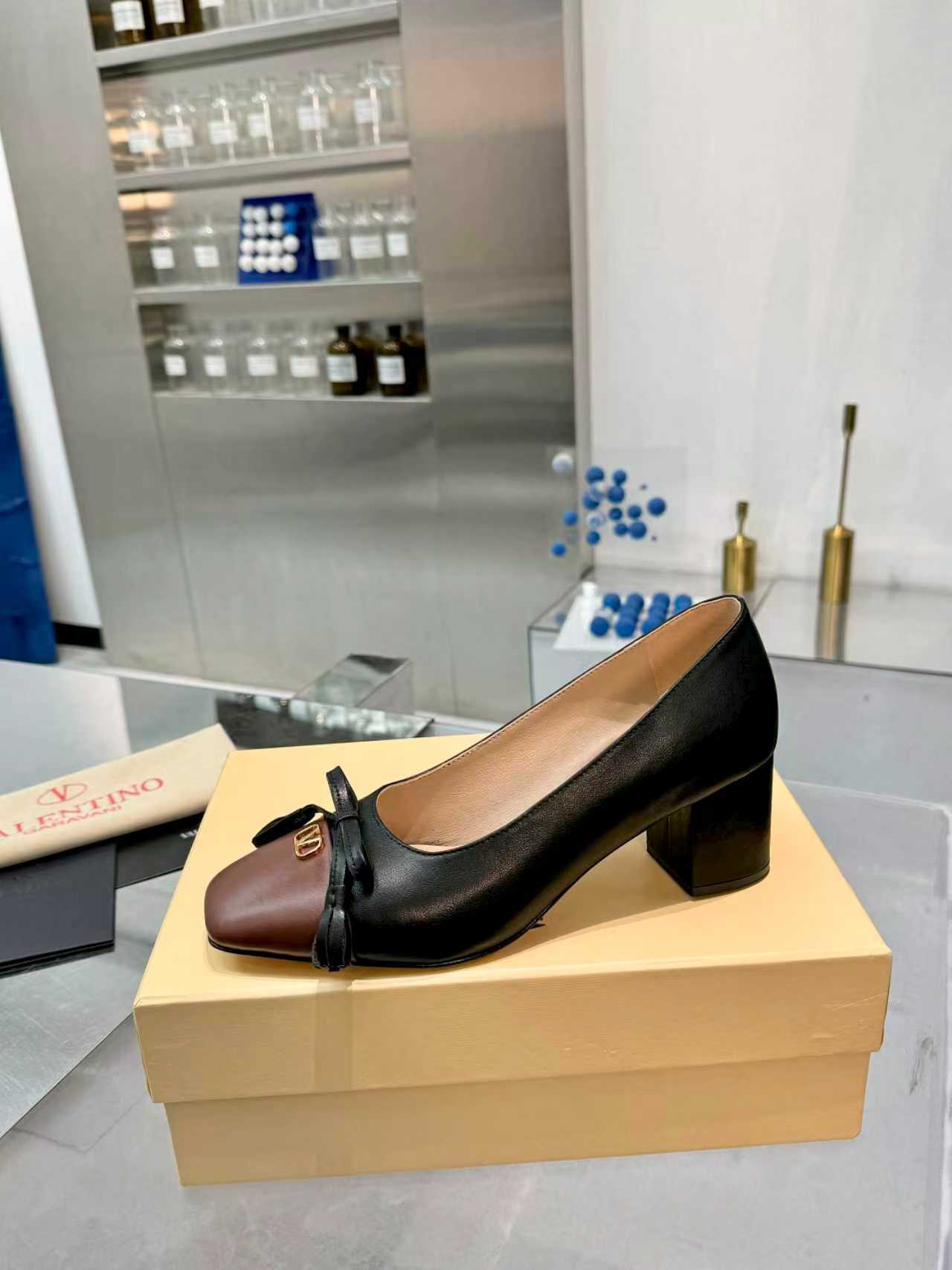 27222-Valentino-788 gallery