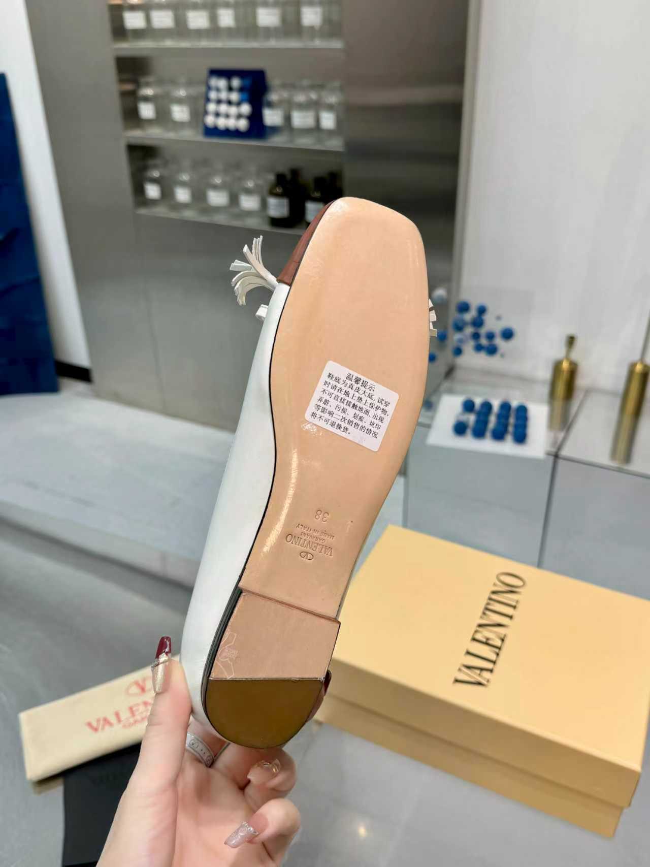 27222-Valentino-788 gallery