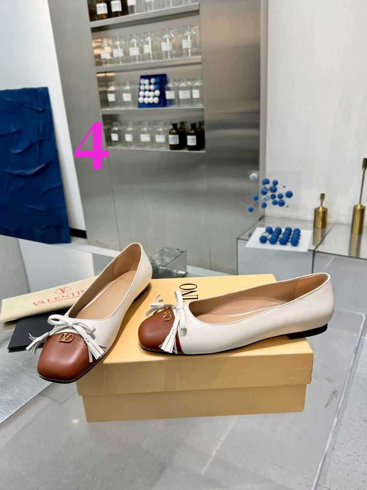 27222-Valentino-788 gallery