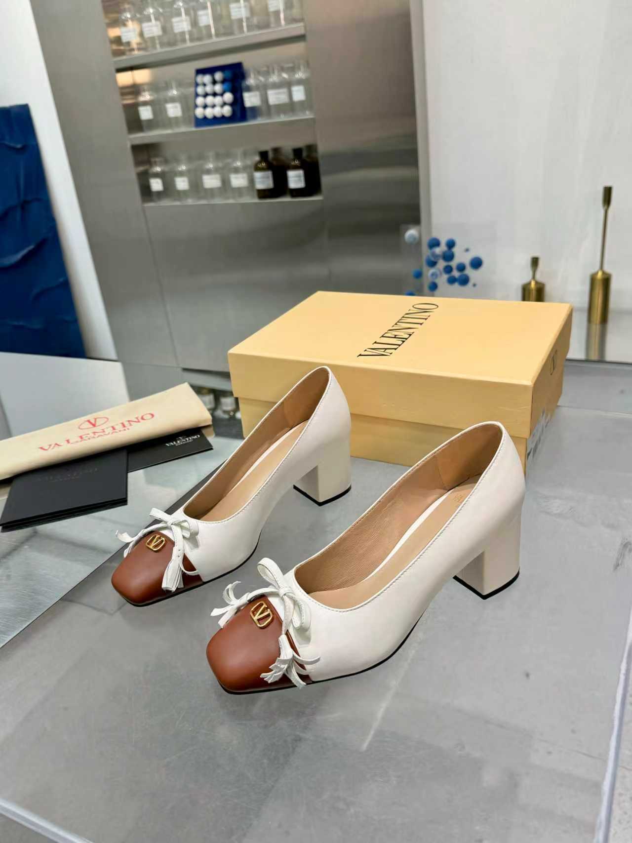 27222-Valentino-788 gallery