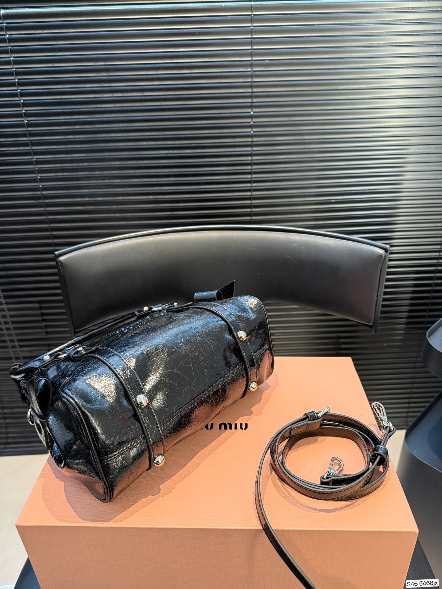 27228-MIUMIU-748 gallery