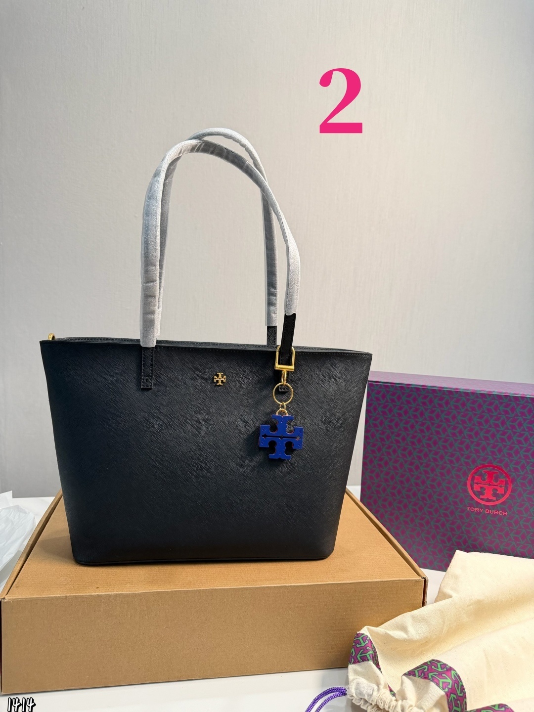 27229-Tory Burch-540 gallery
