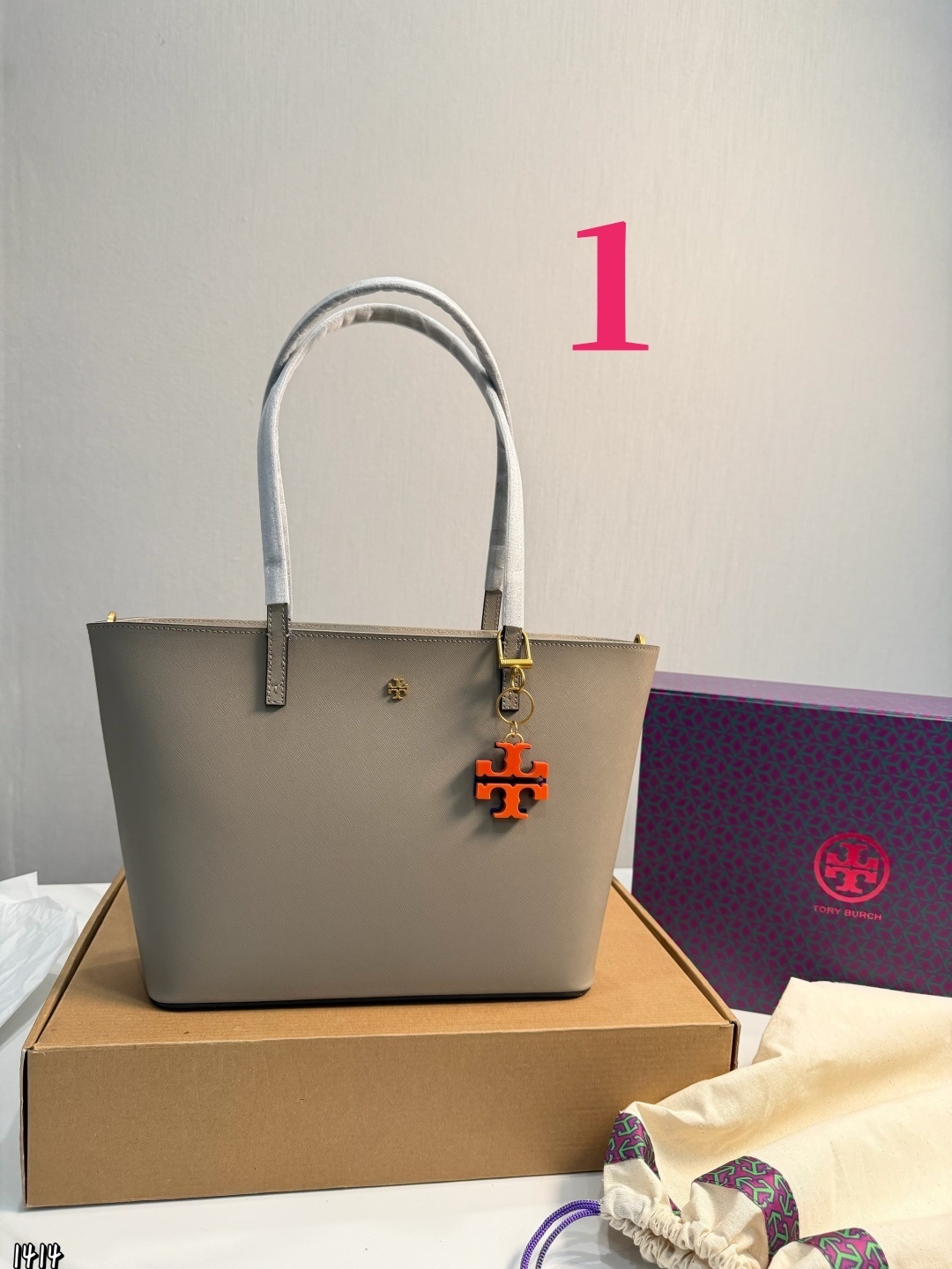 27229-Tory Burch-540 gallery