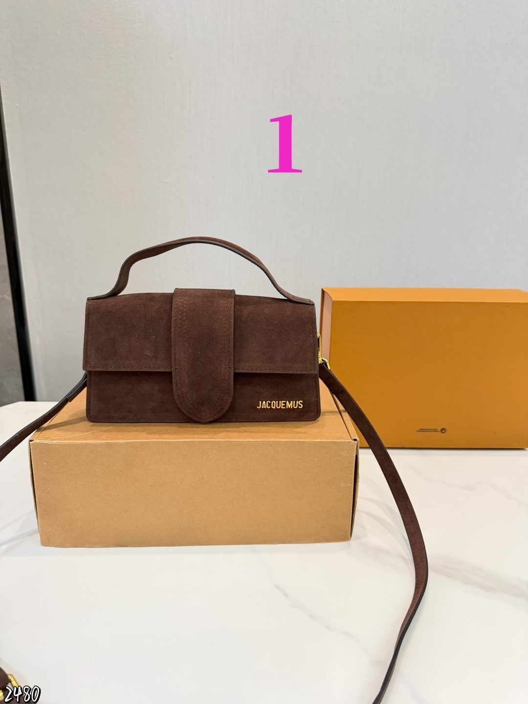 27230-Jacquemus-410 gallery