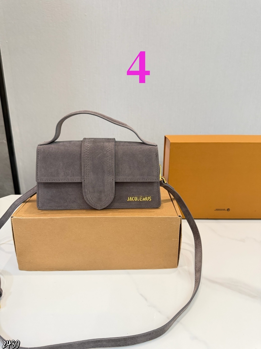 27230-Jacquemus-410 gallery