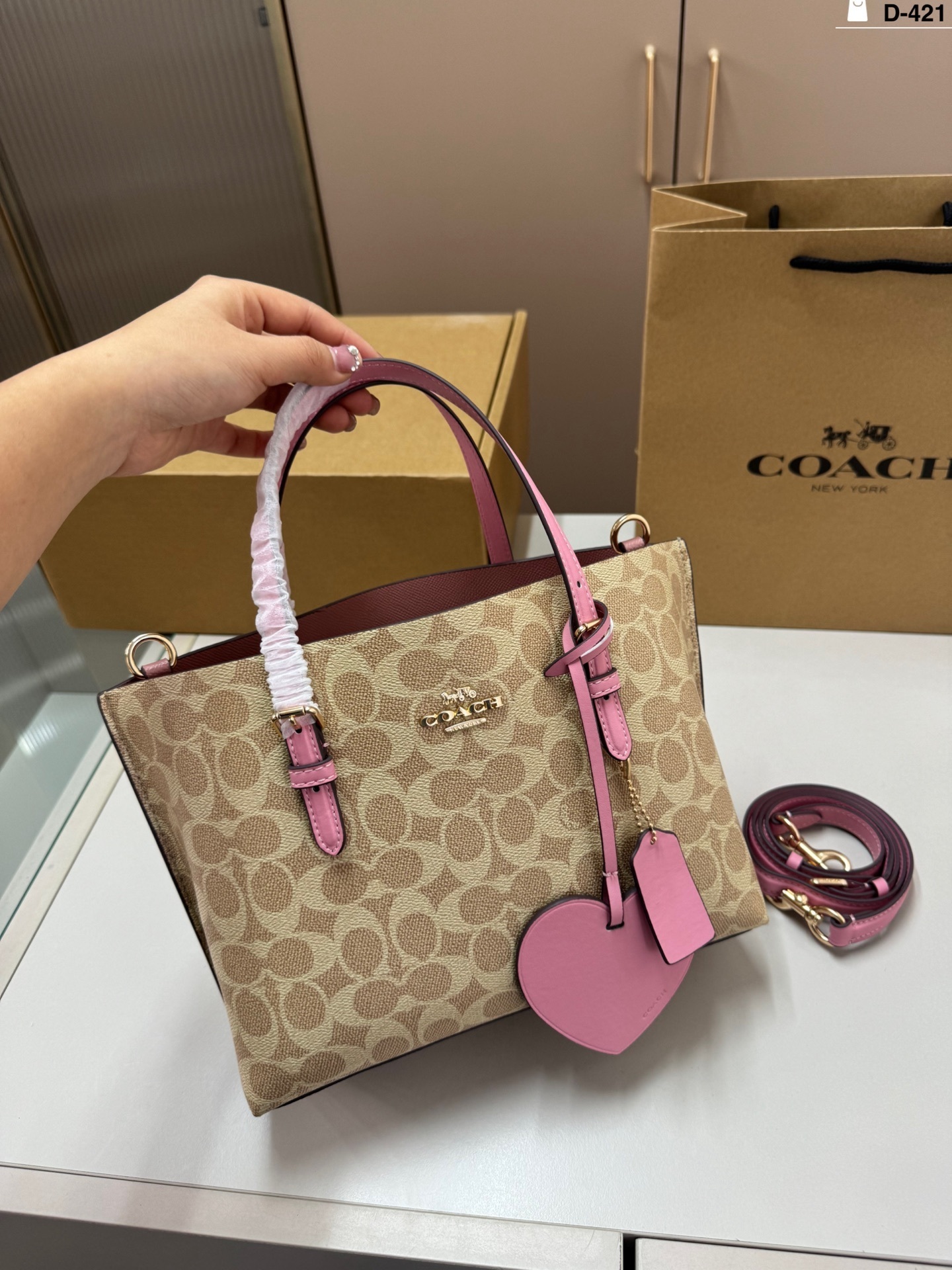 27232-COACH-499 gallery