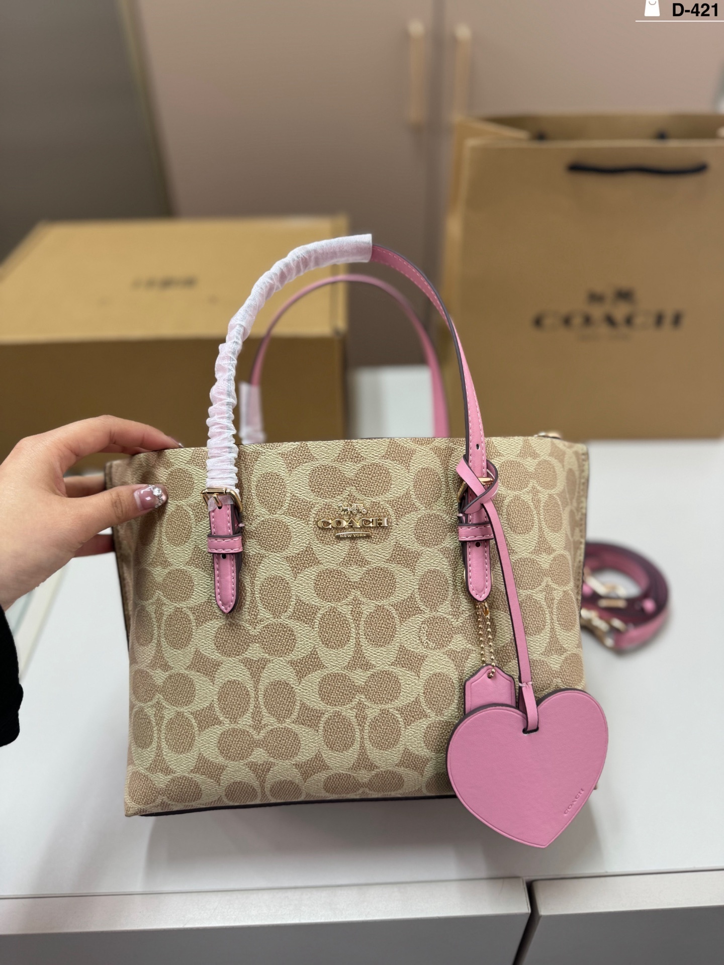 27232-COACH-499 gallery