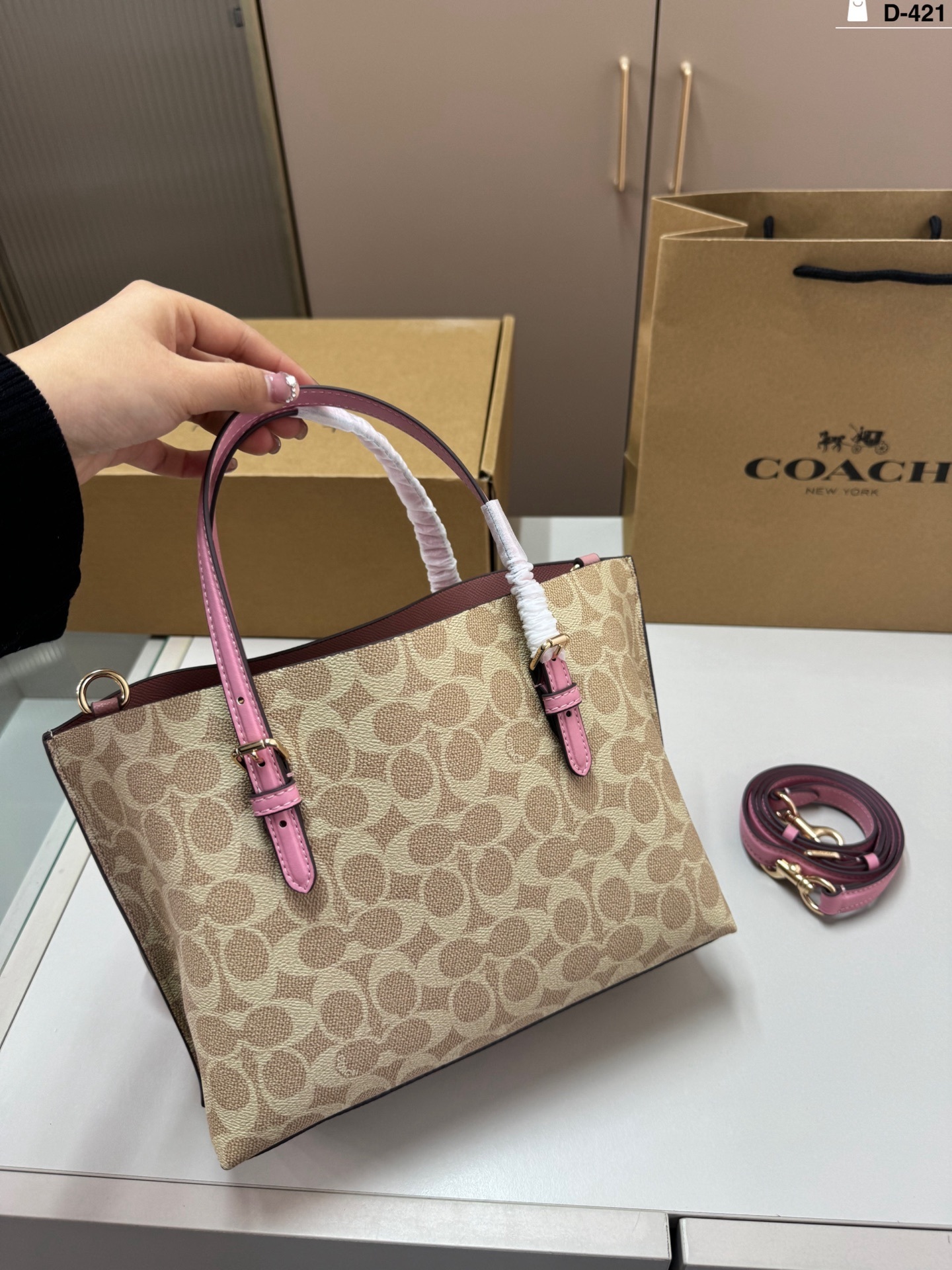 27232-COACH-499 gallery