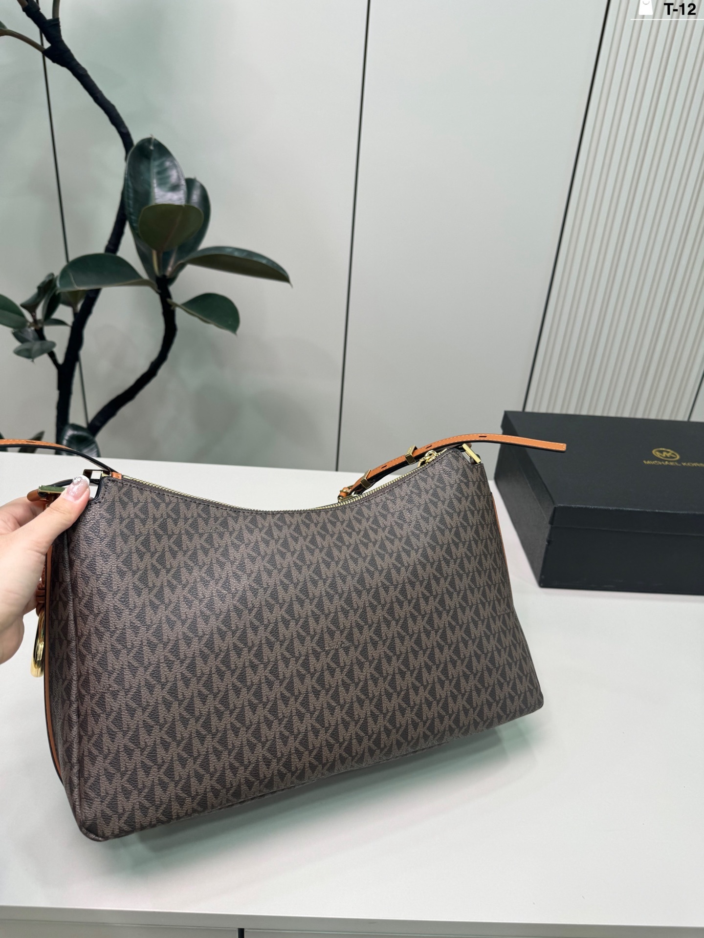 27233-MK-495 gallery