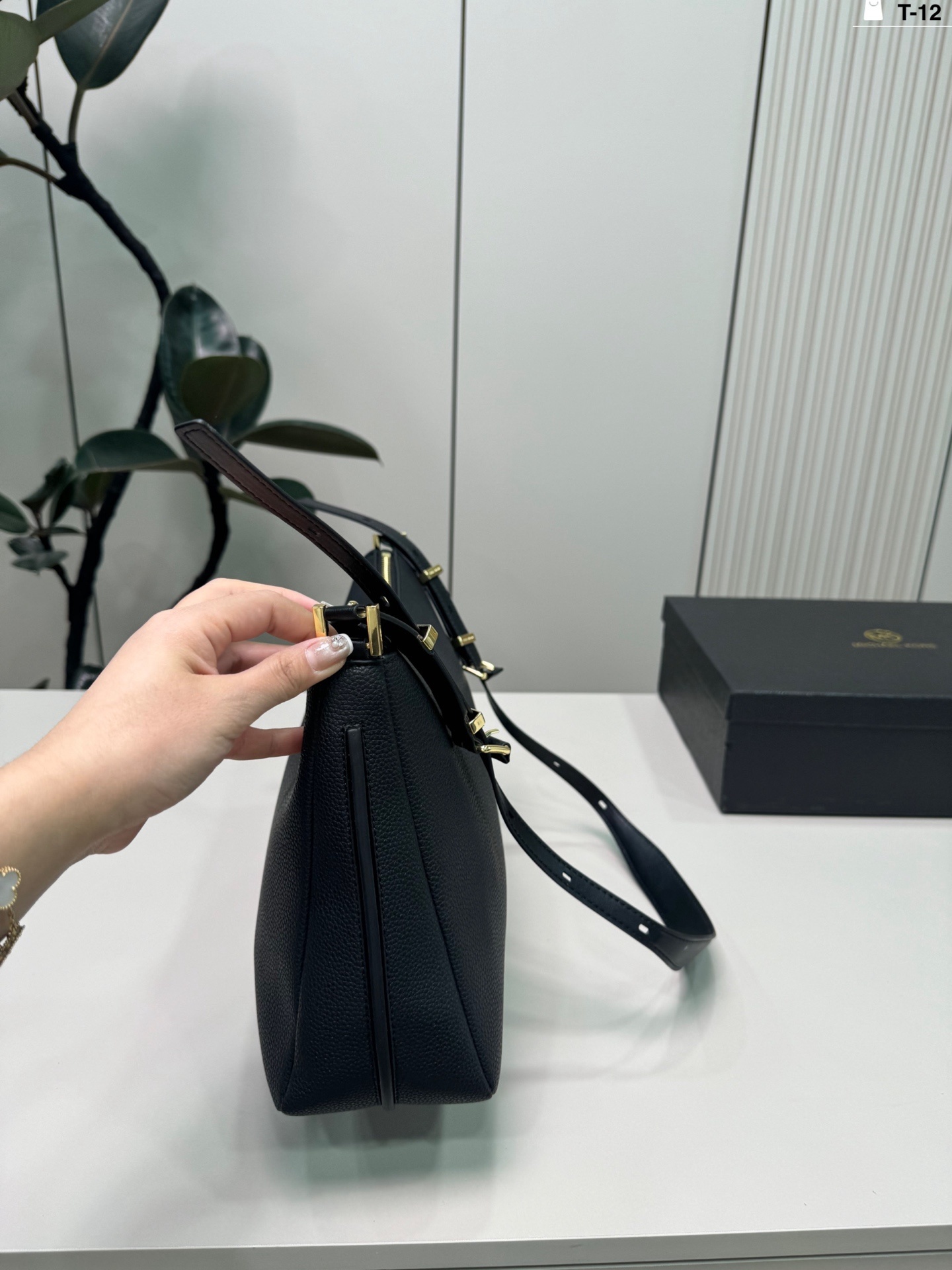 27233-MK-495 gallery