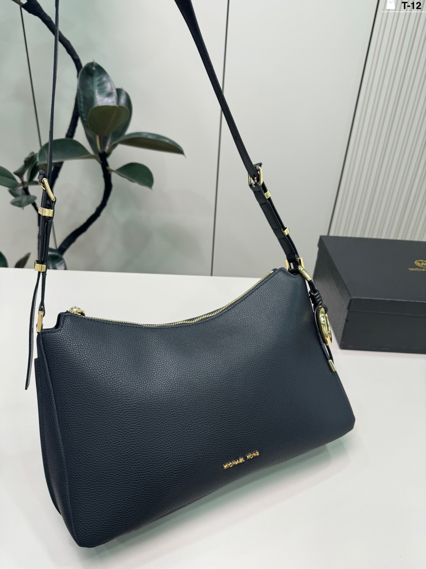 27233-MK-495 gallery