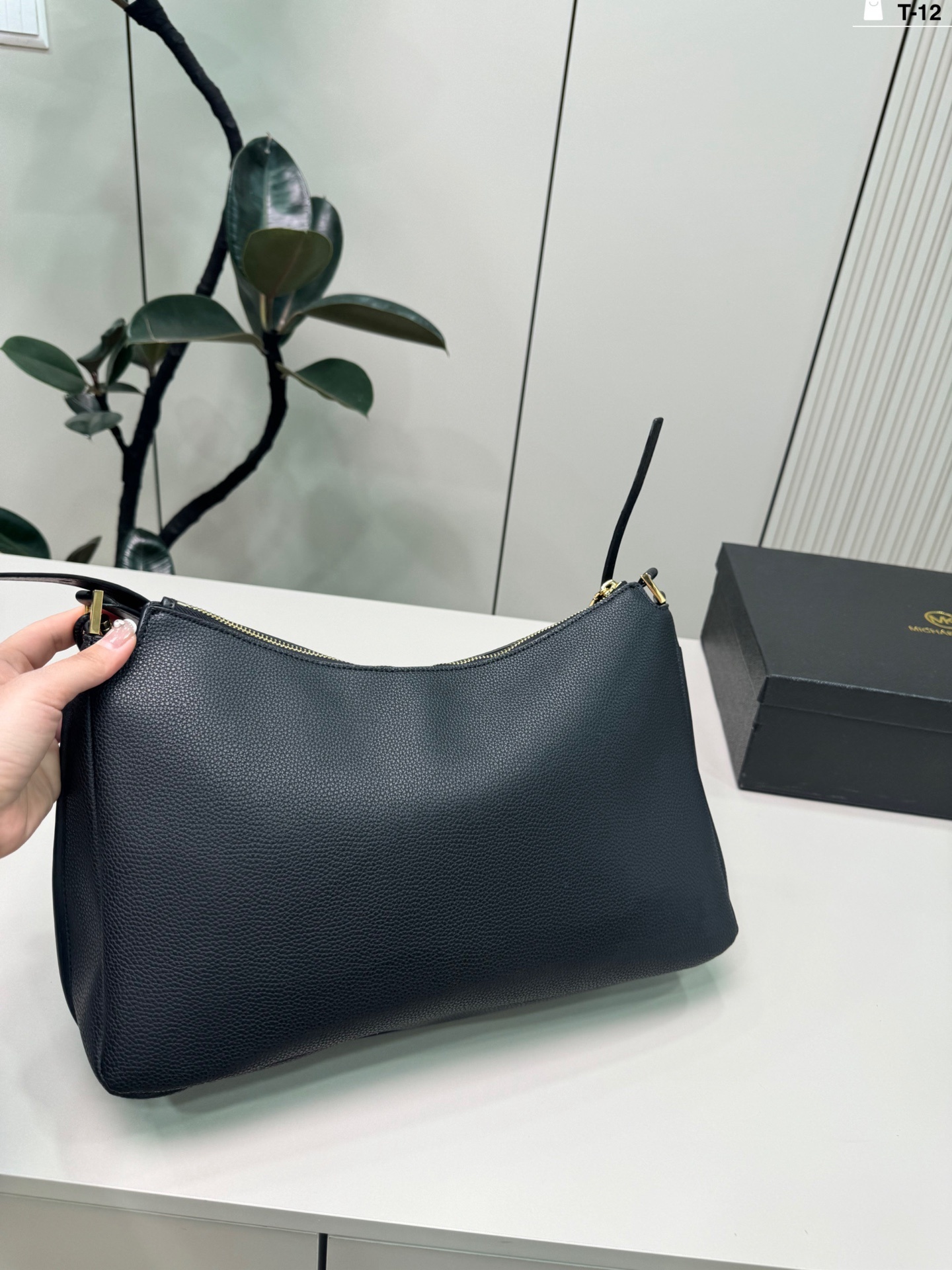 27233-MK-495 gallery