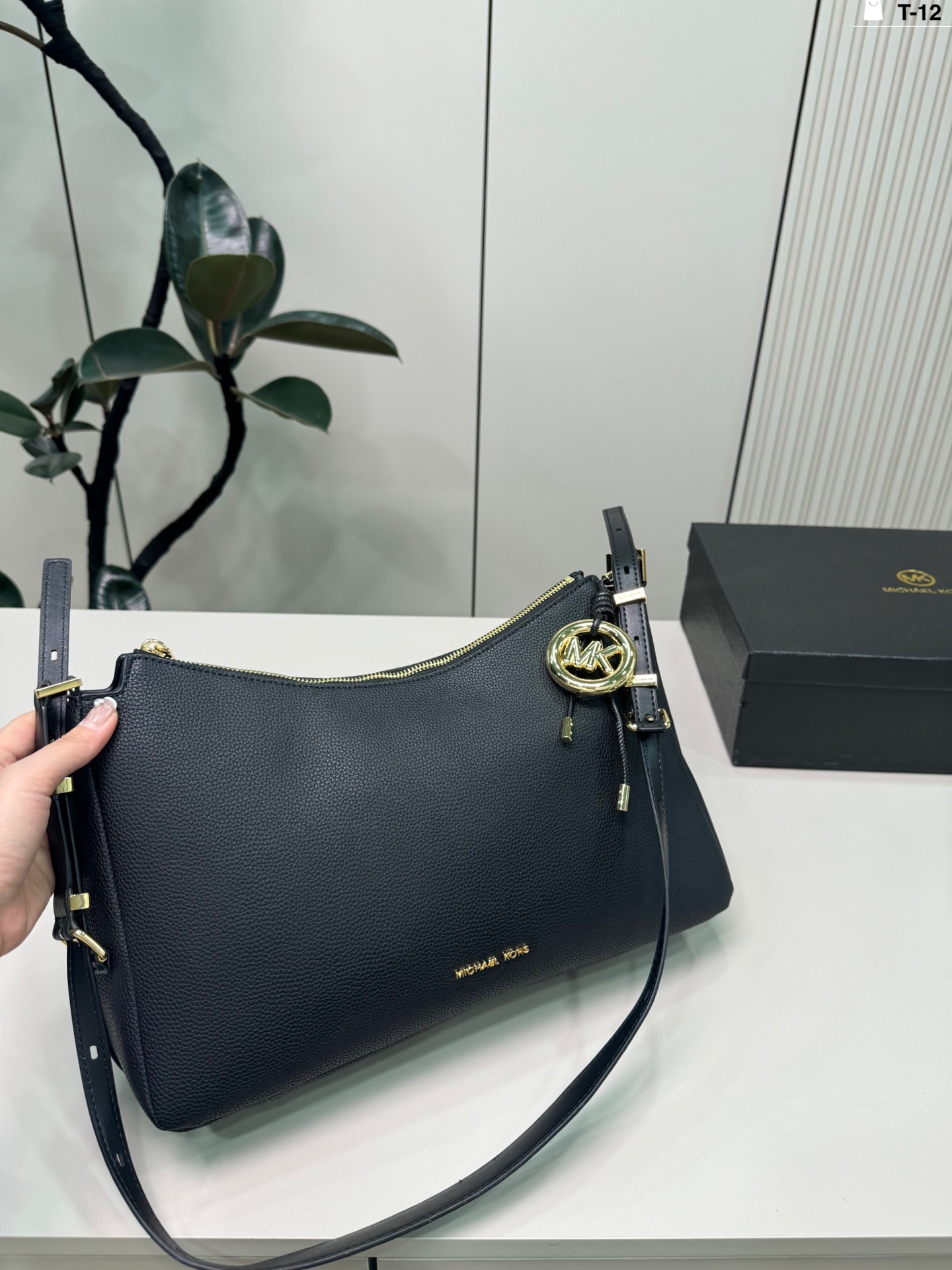 27233-MK-495 gallery