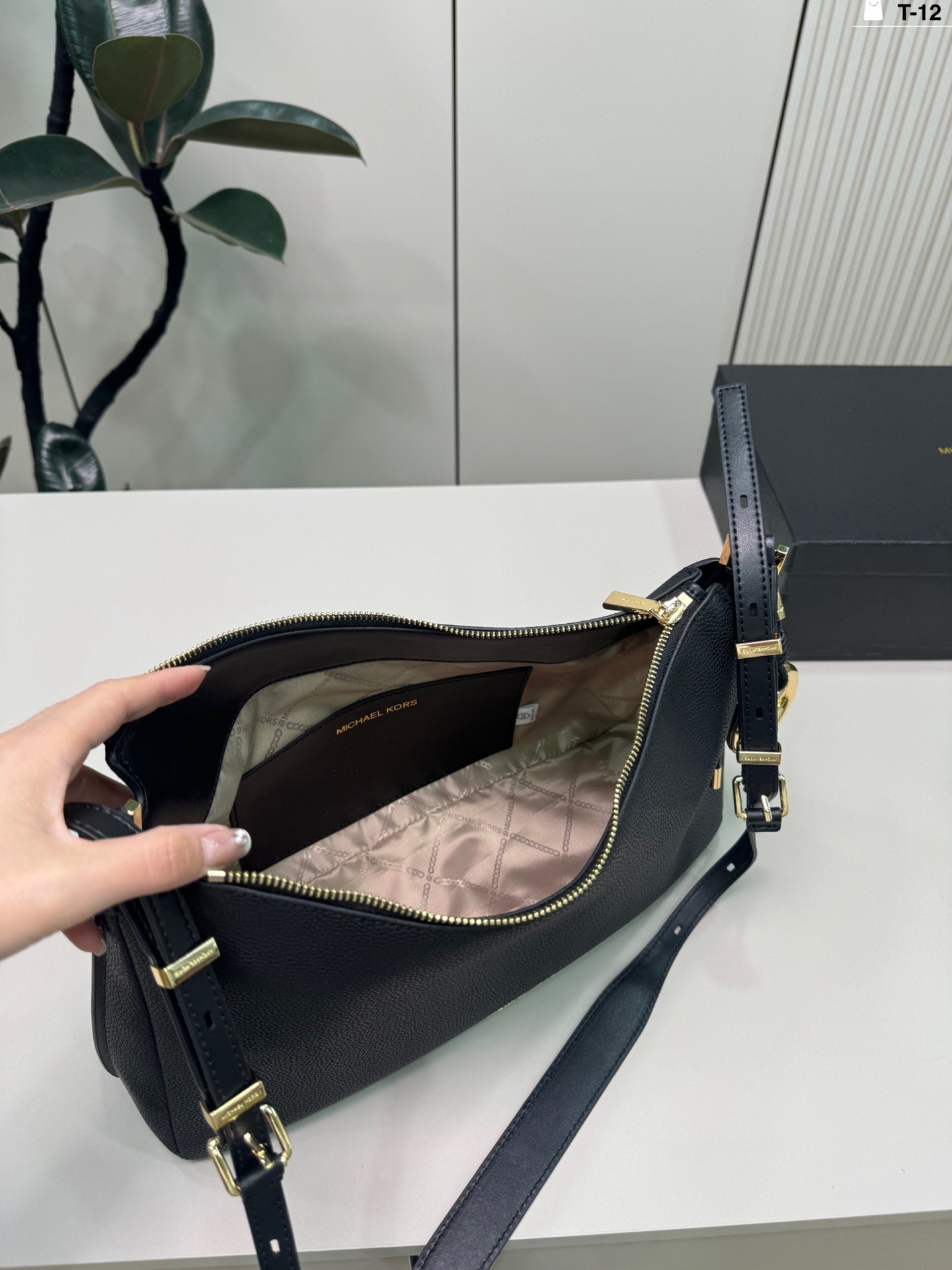 27233-MK-495 gallery