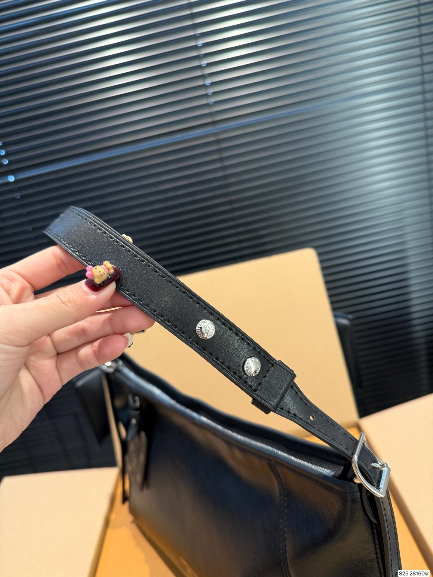 27234-LV-499 gallery