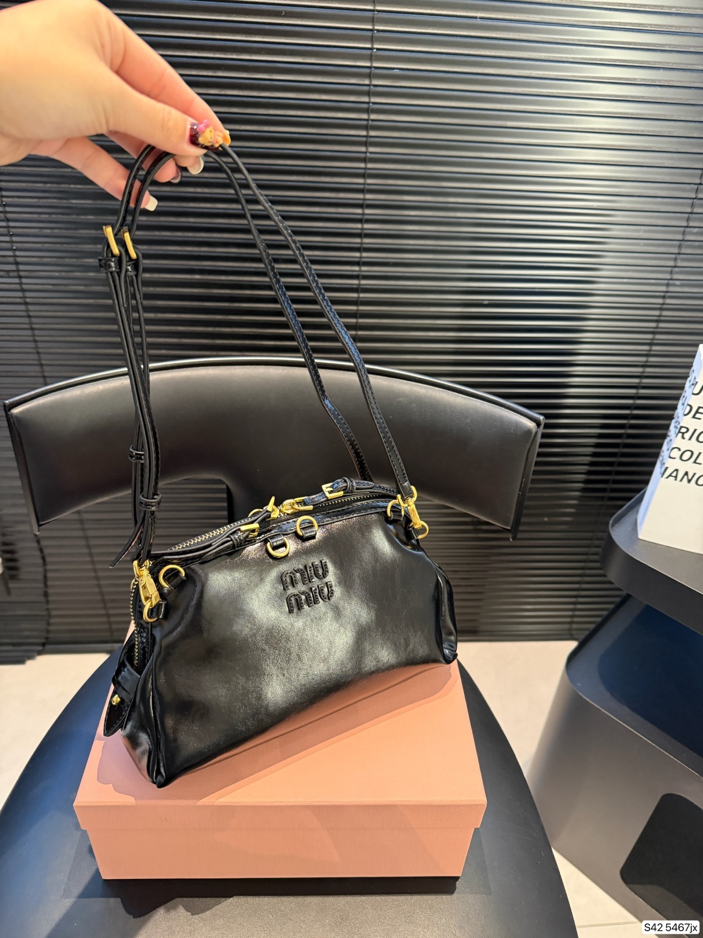 27235-MIUMIU-699 gallery