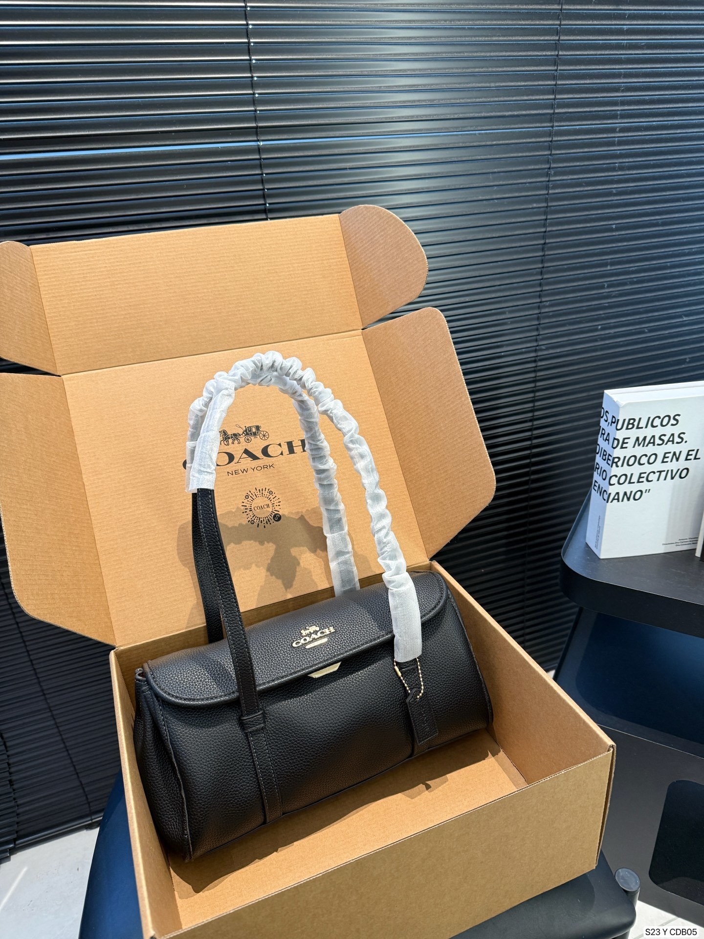 27237-COACH-489 gallery