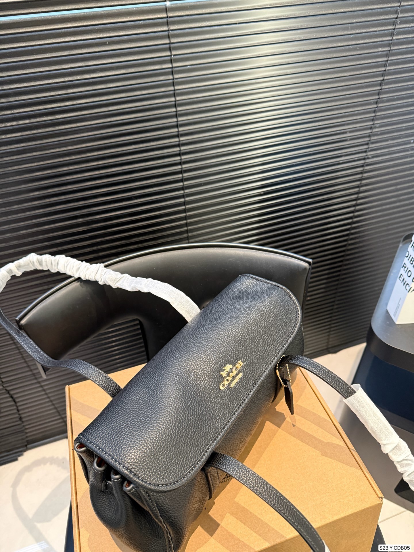 27237-COACH-489 gallery