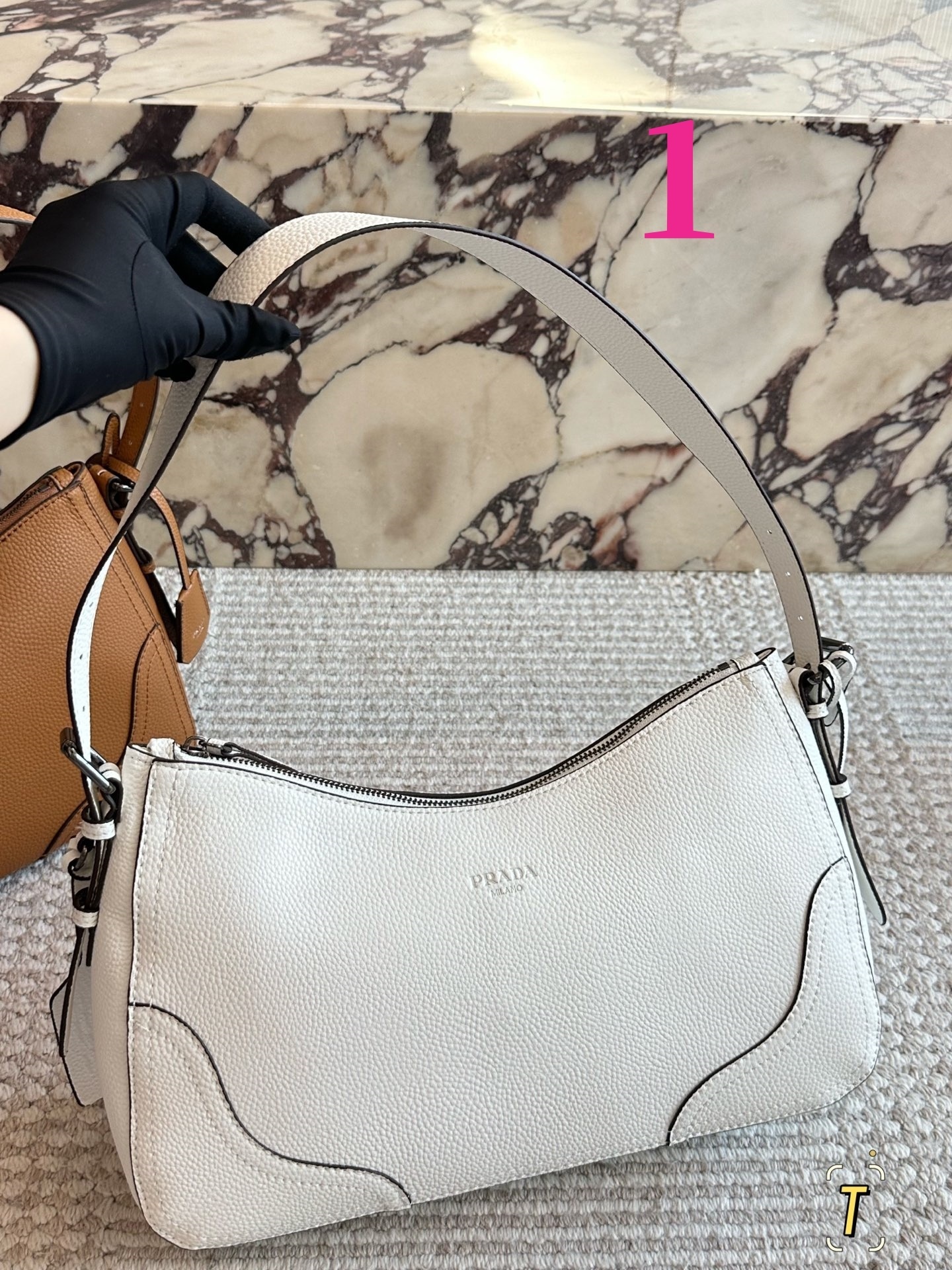 27238-PRADA-520 gallery