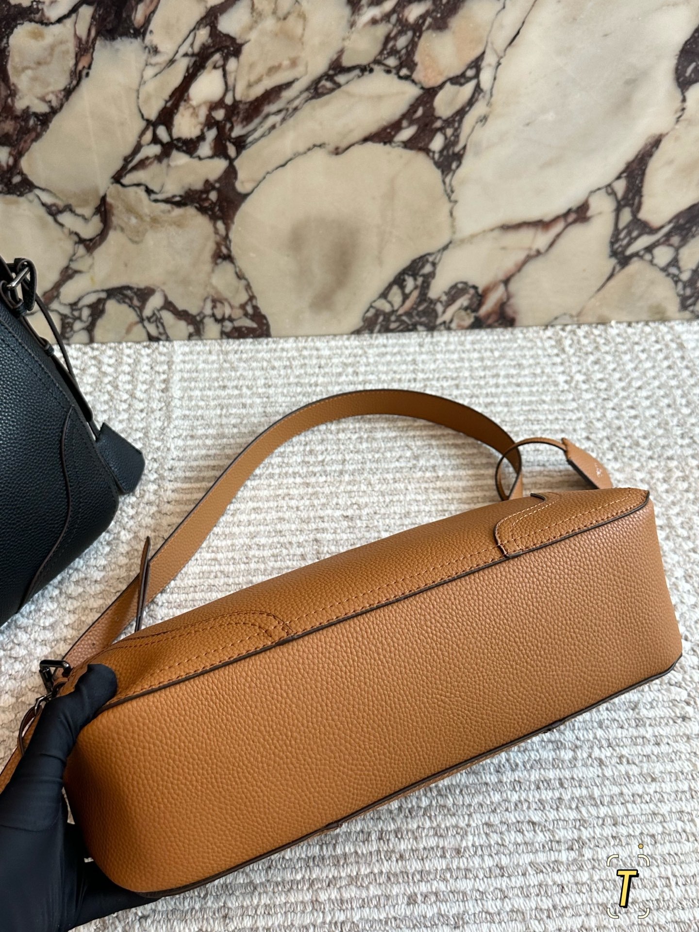 27238-PRADA-520 gallery