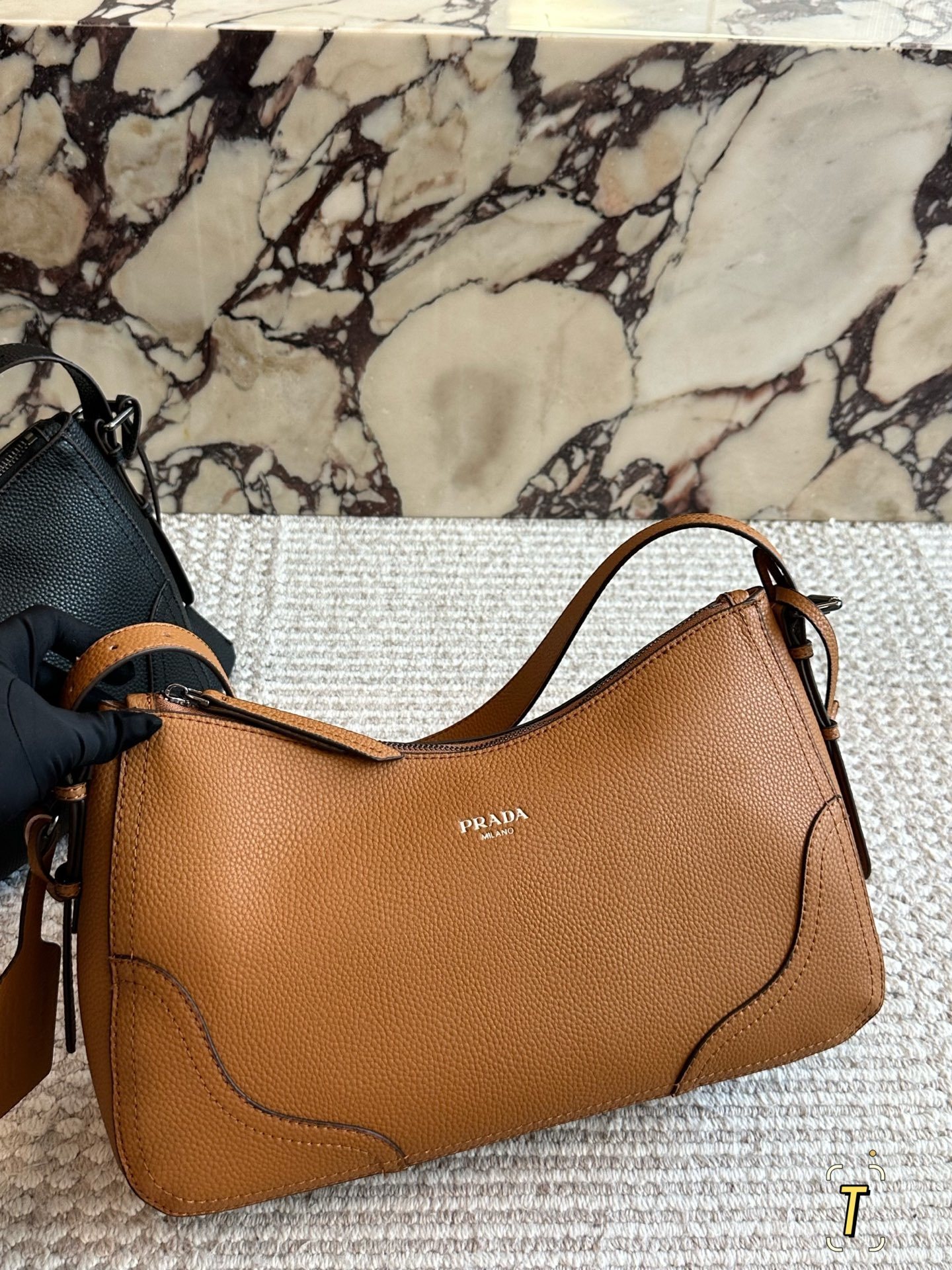 27238-PRADA-520 gallery