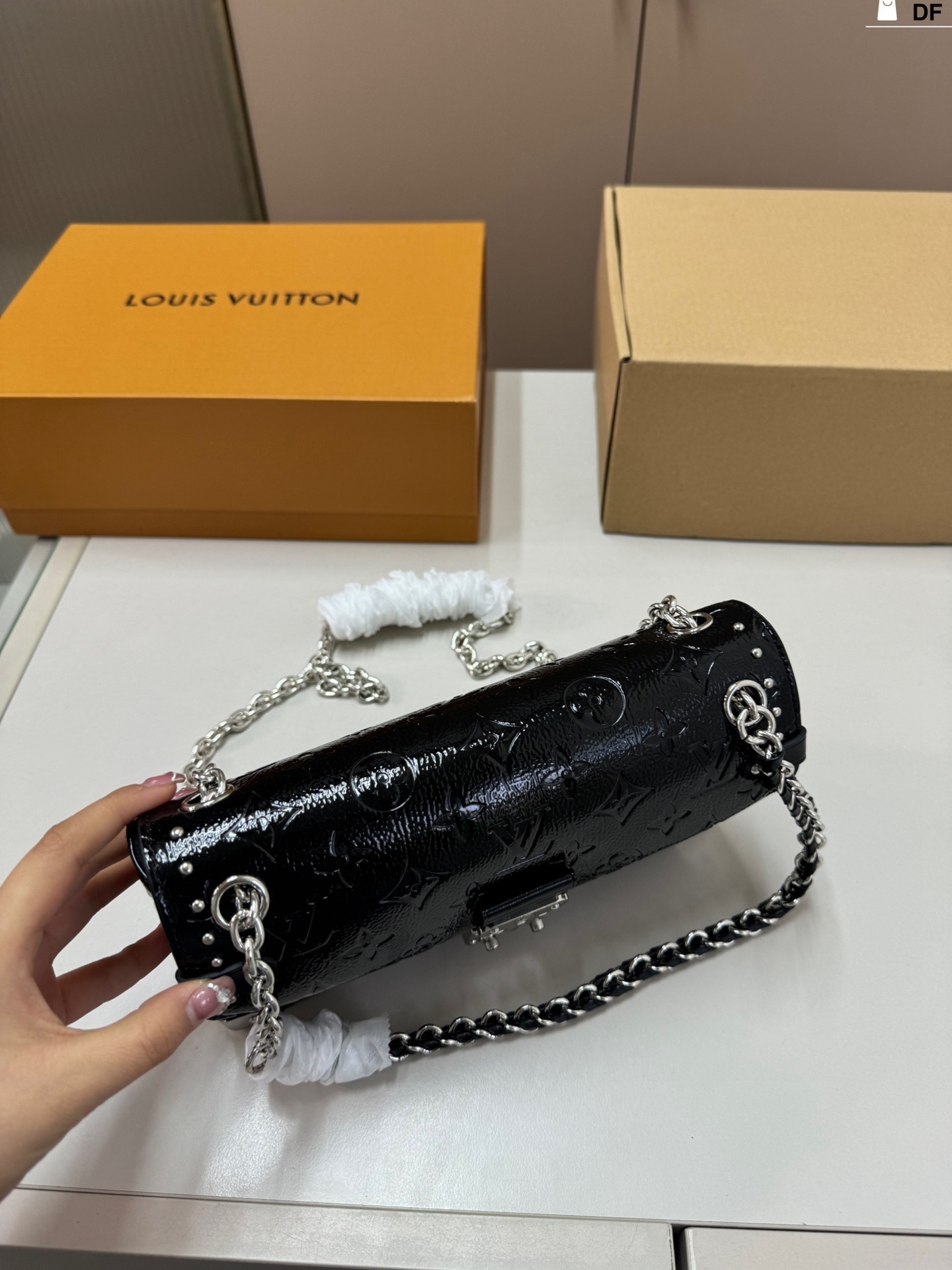 27244-LV-499 gallery