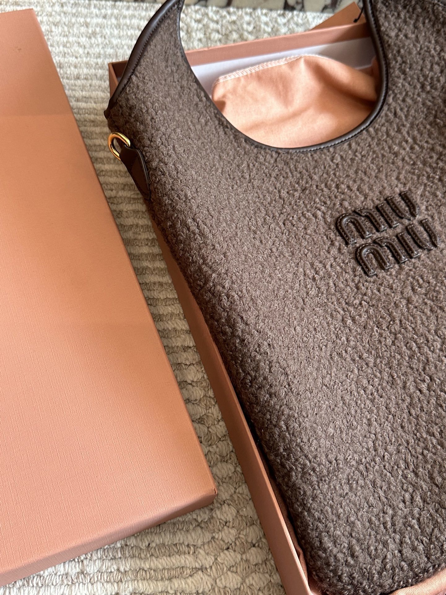 27246-miumiu-540 gallery