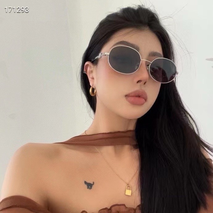 27252-Celine-425 gallery