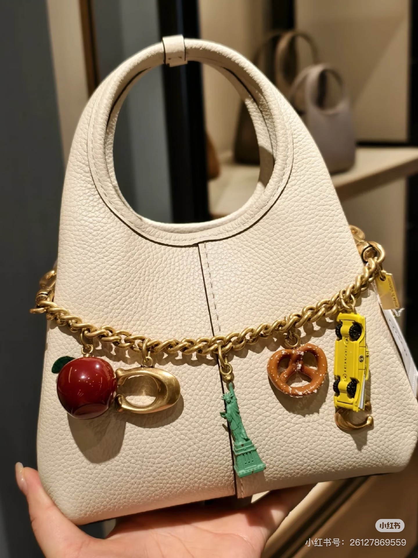 27253-COACH-499 gallery