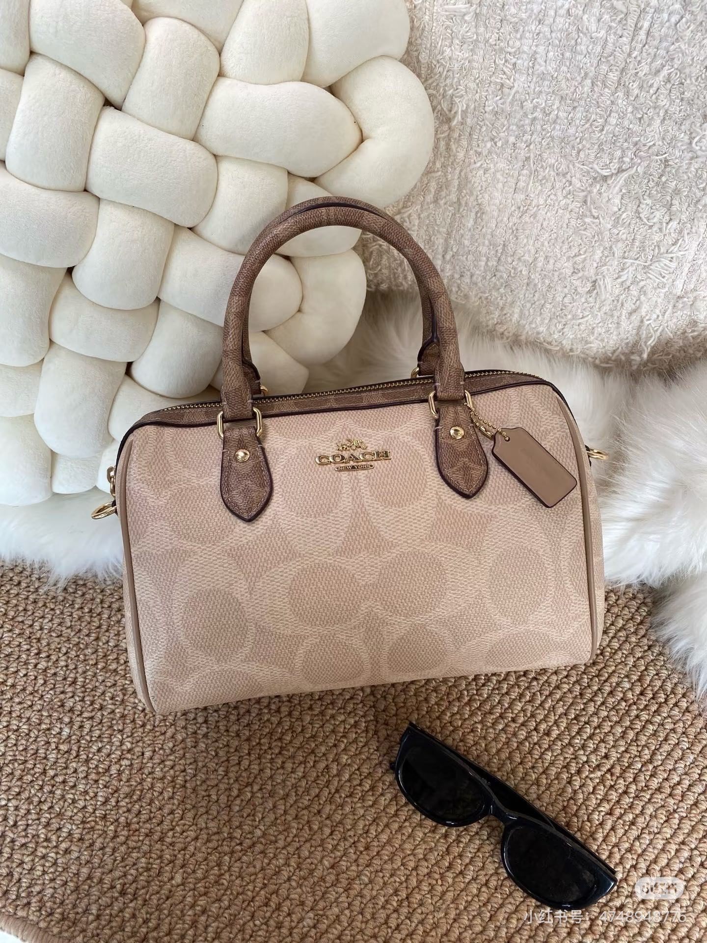 27260-COACH-550 gallery