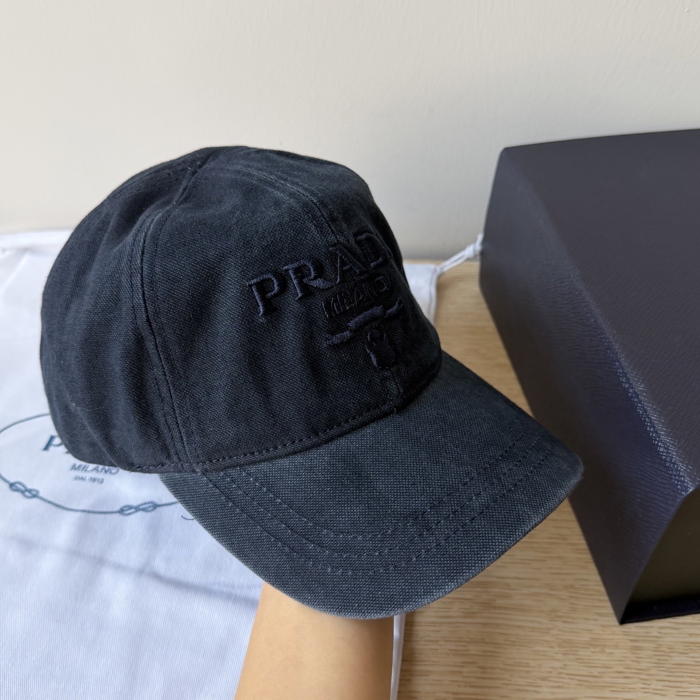 27262-Prada-220 gallery