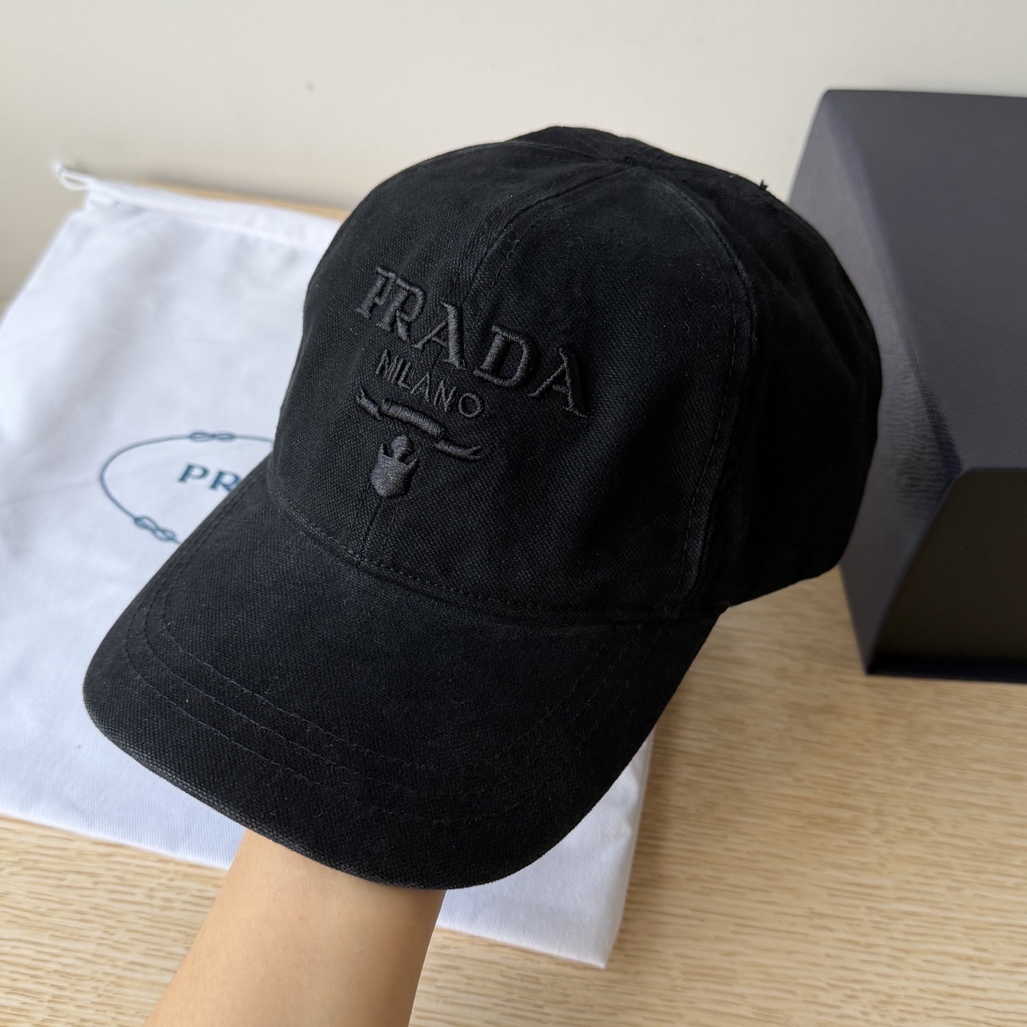 27262-Prada-220 gallery