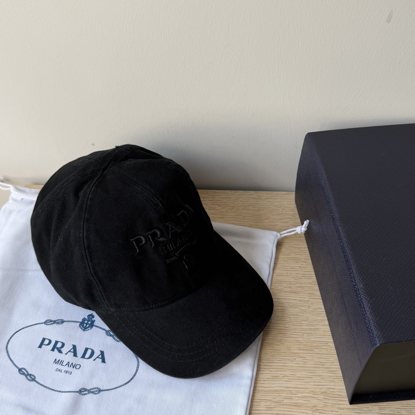 27262-Prada-220 gallery