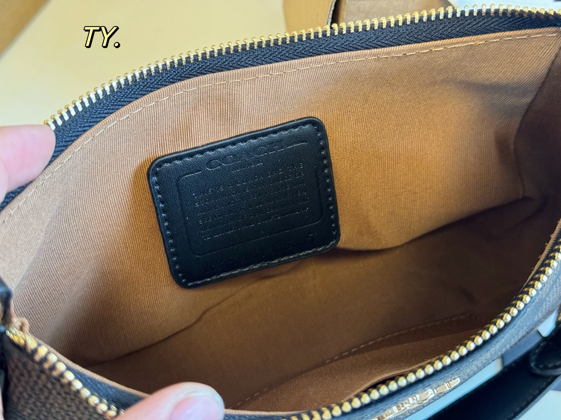 27263-COACH-430 gallery