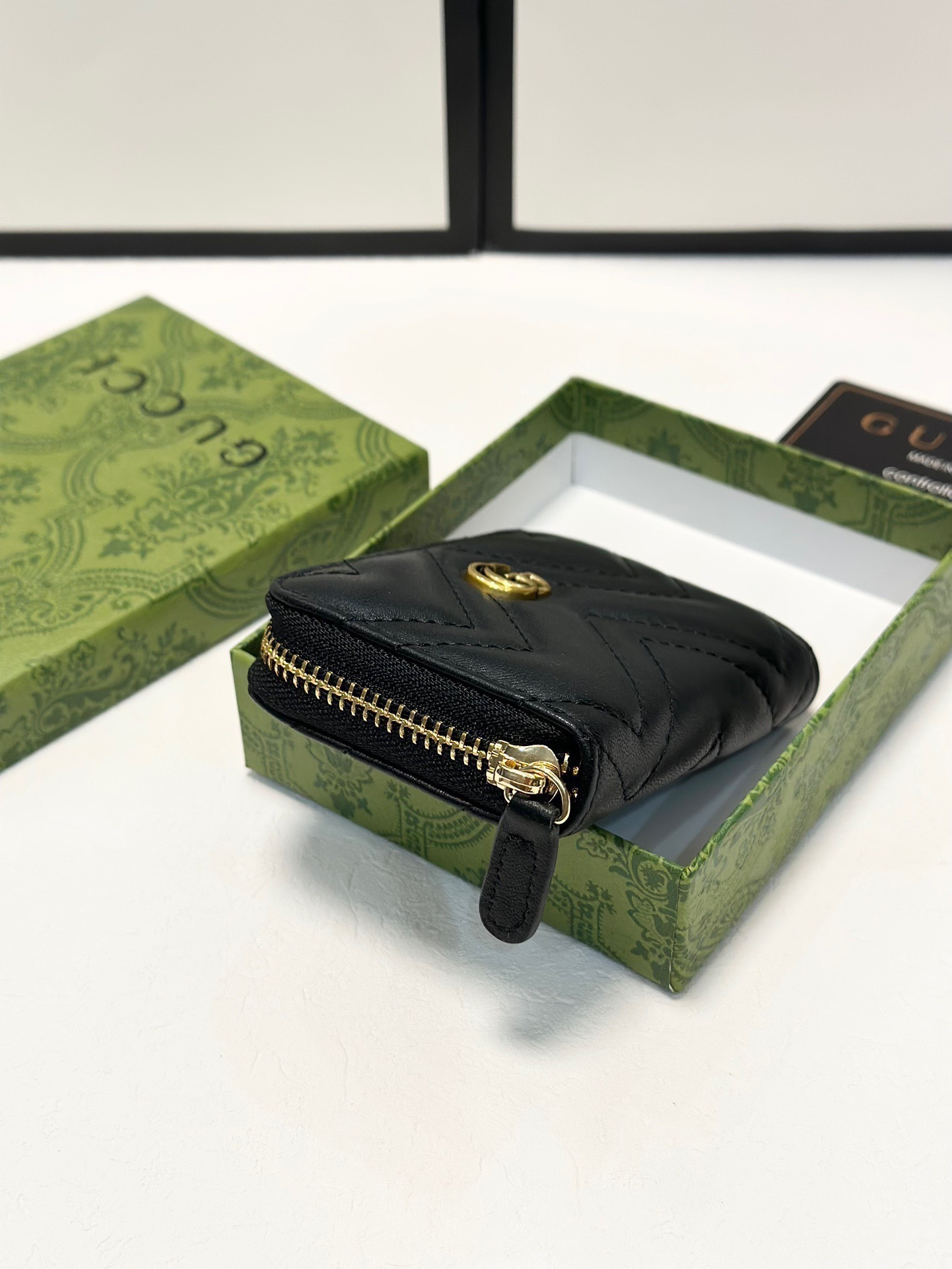 27268-Gucci--258 gallery