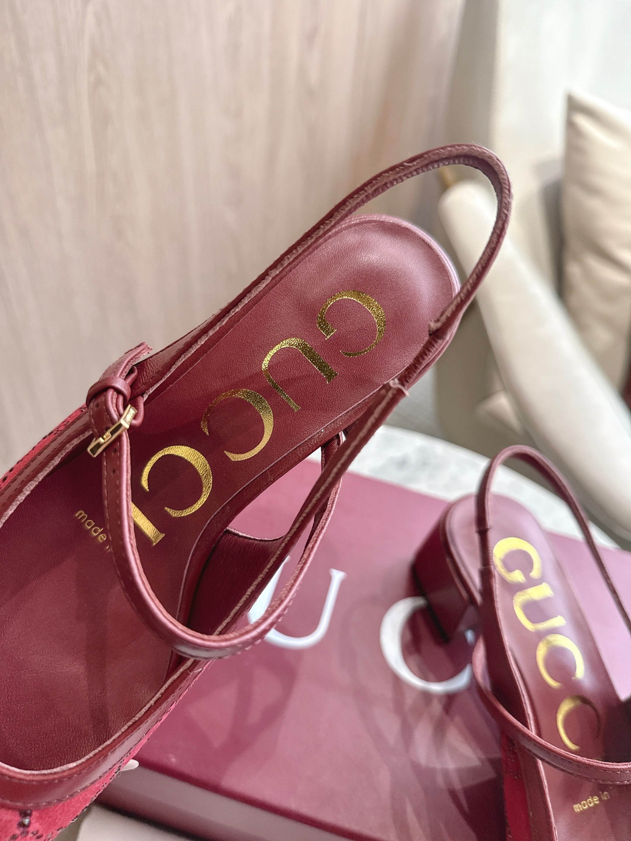 27269-Gucci-888 gallery