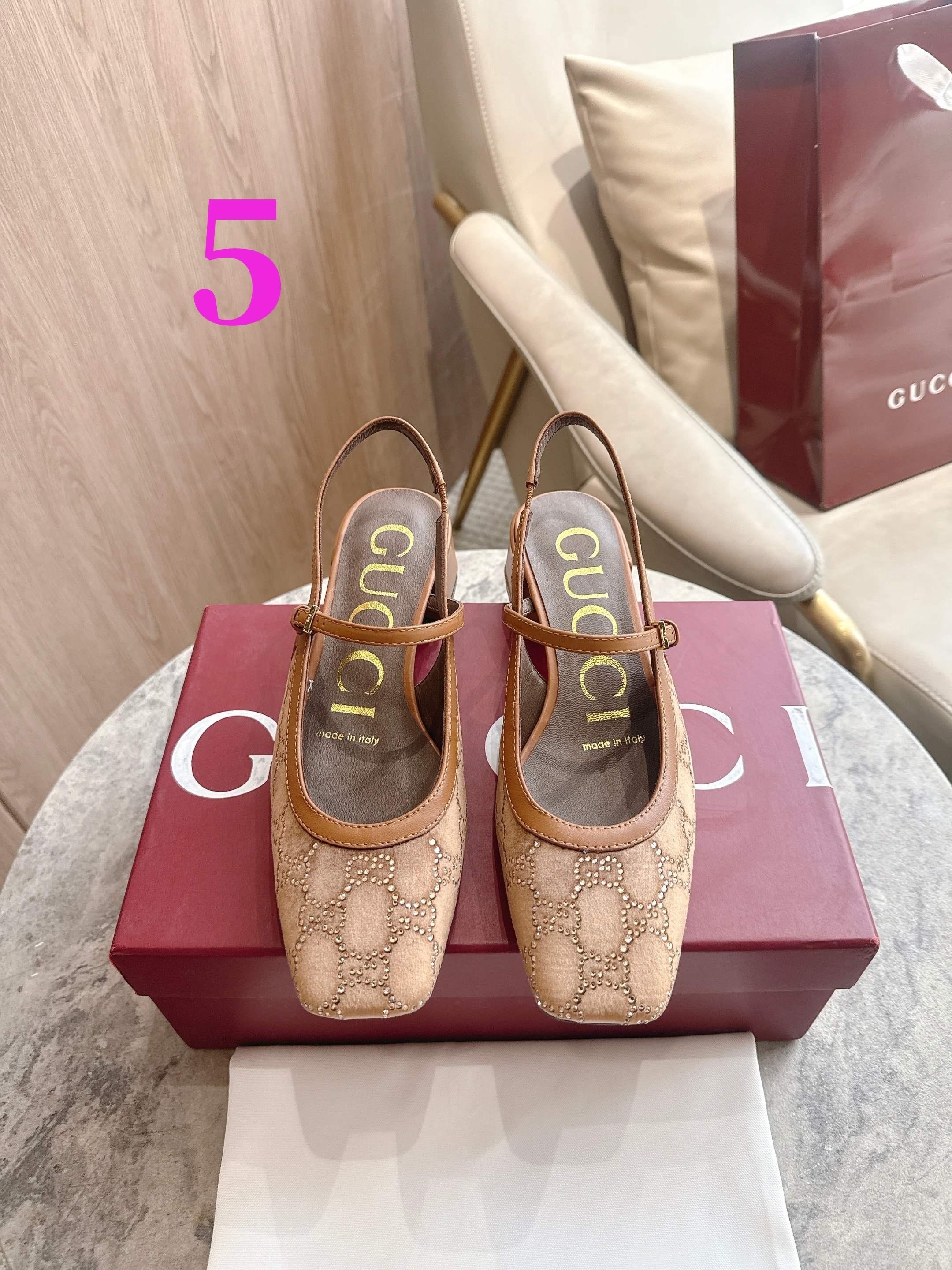 27269-Gucci-888 gallery