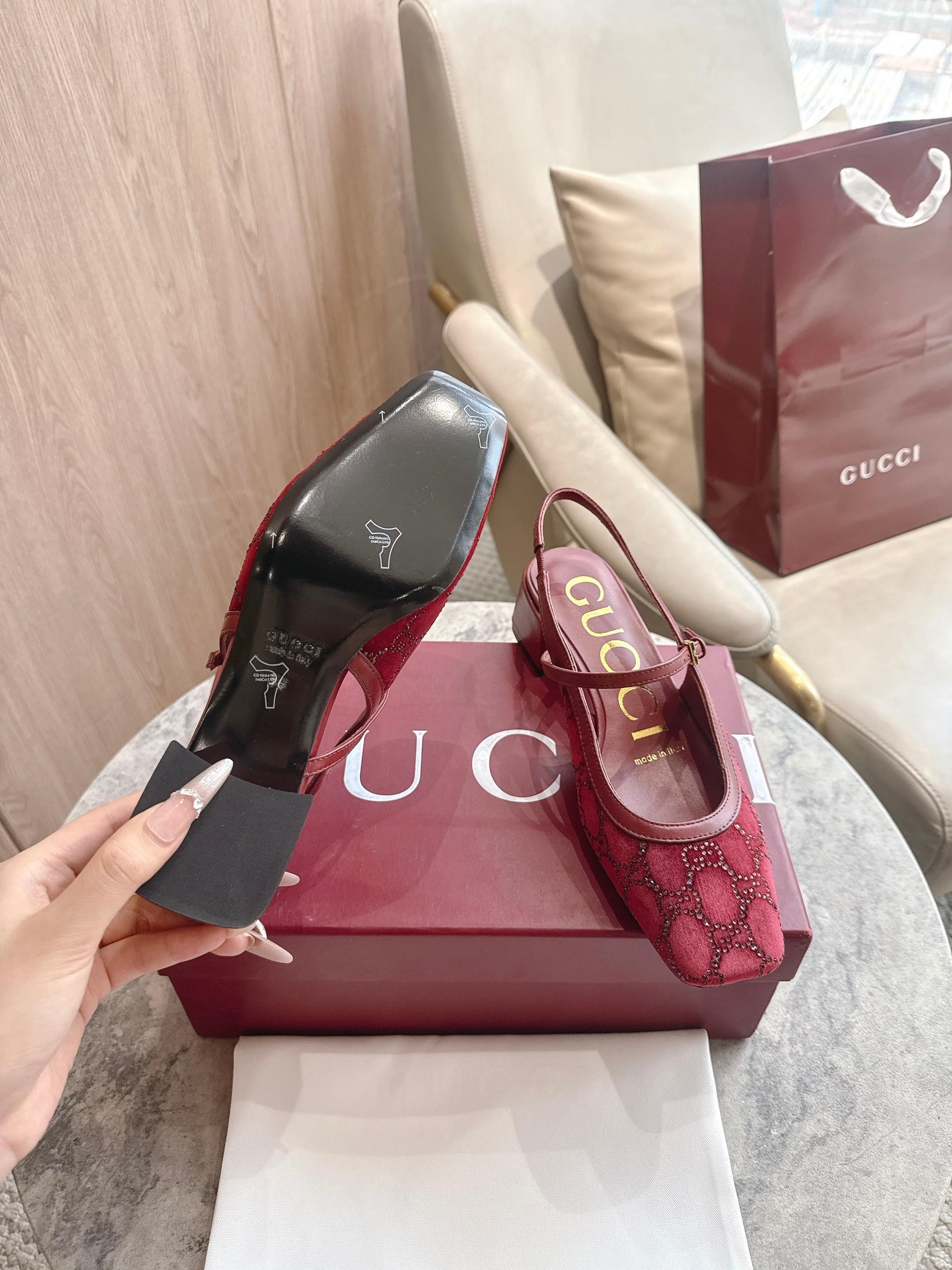 27269-Gucci-888 gallery