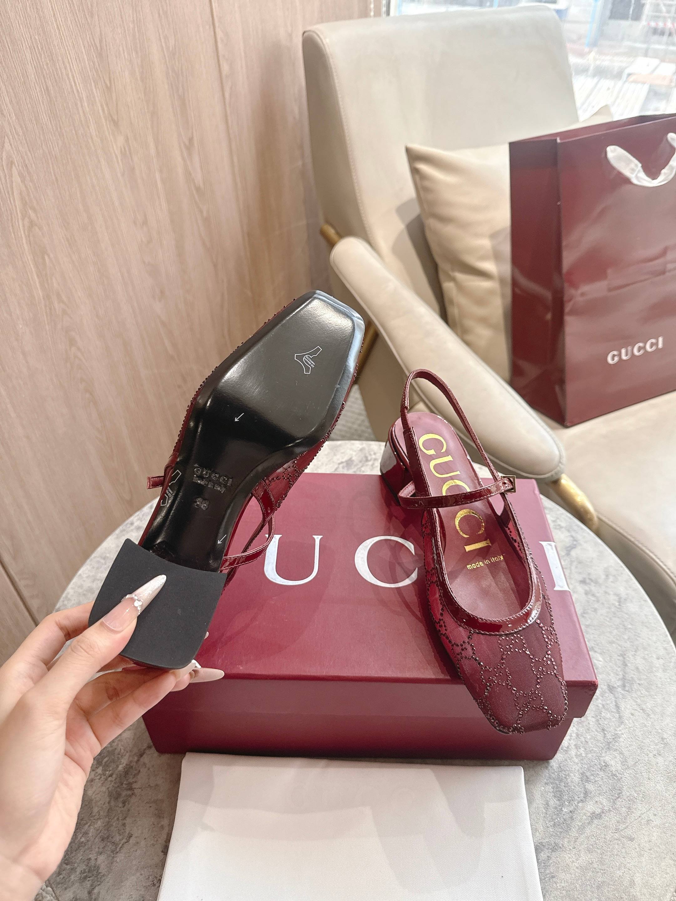 27269-Gucci-888 gallery