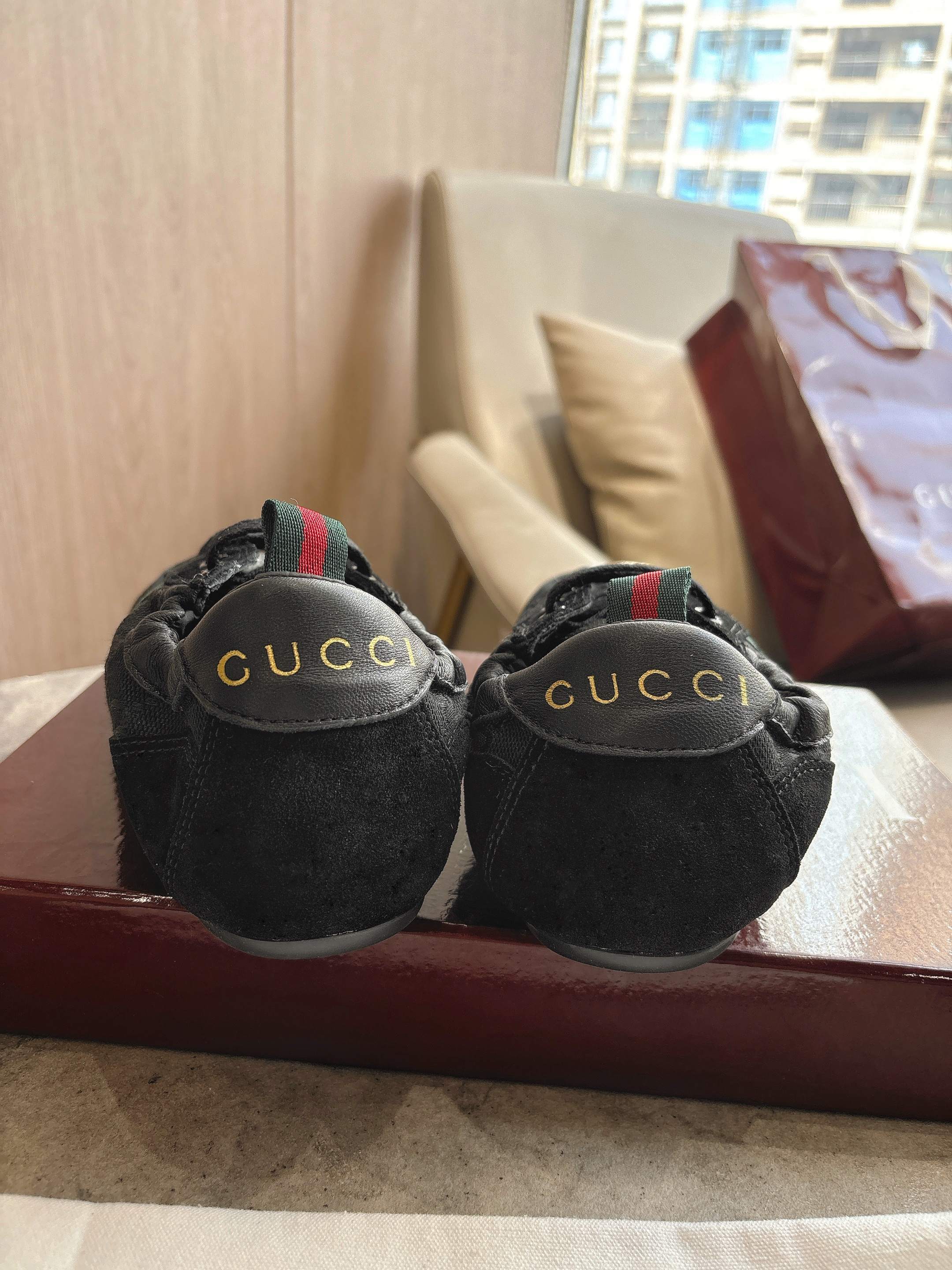 27270-Gucci-788 gallery