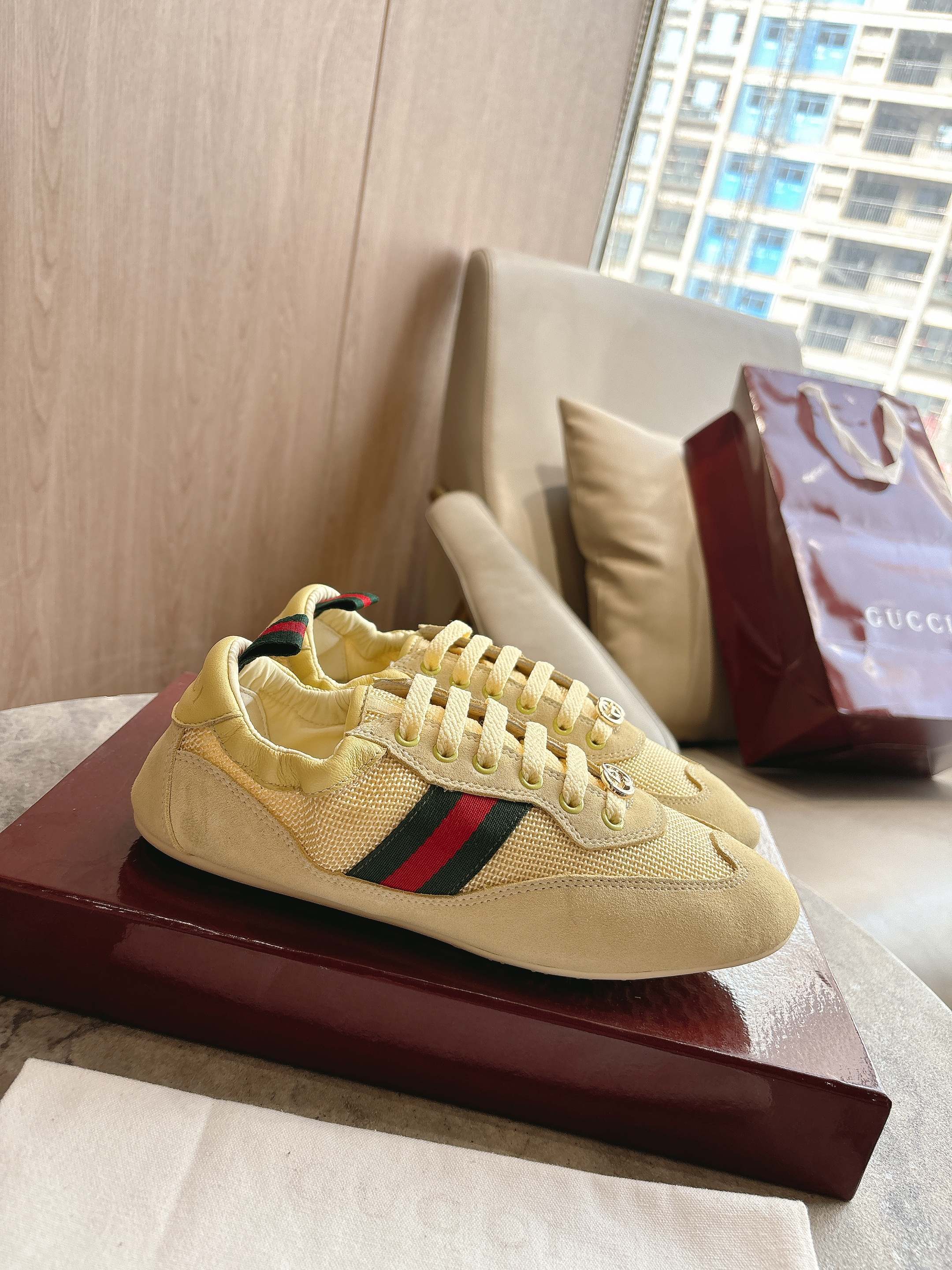 27270-Gucci-788 gallery