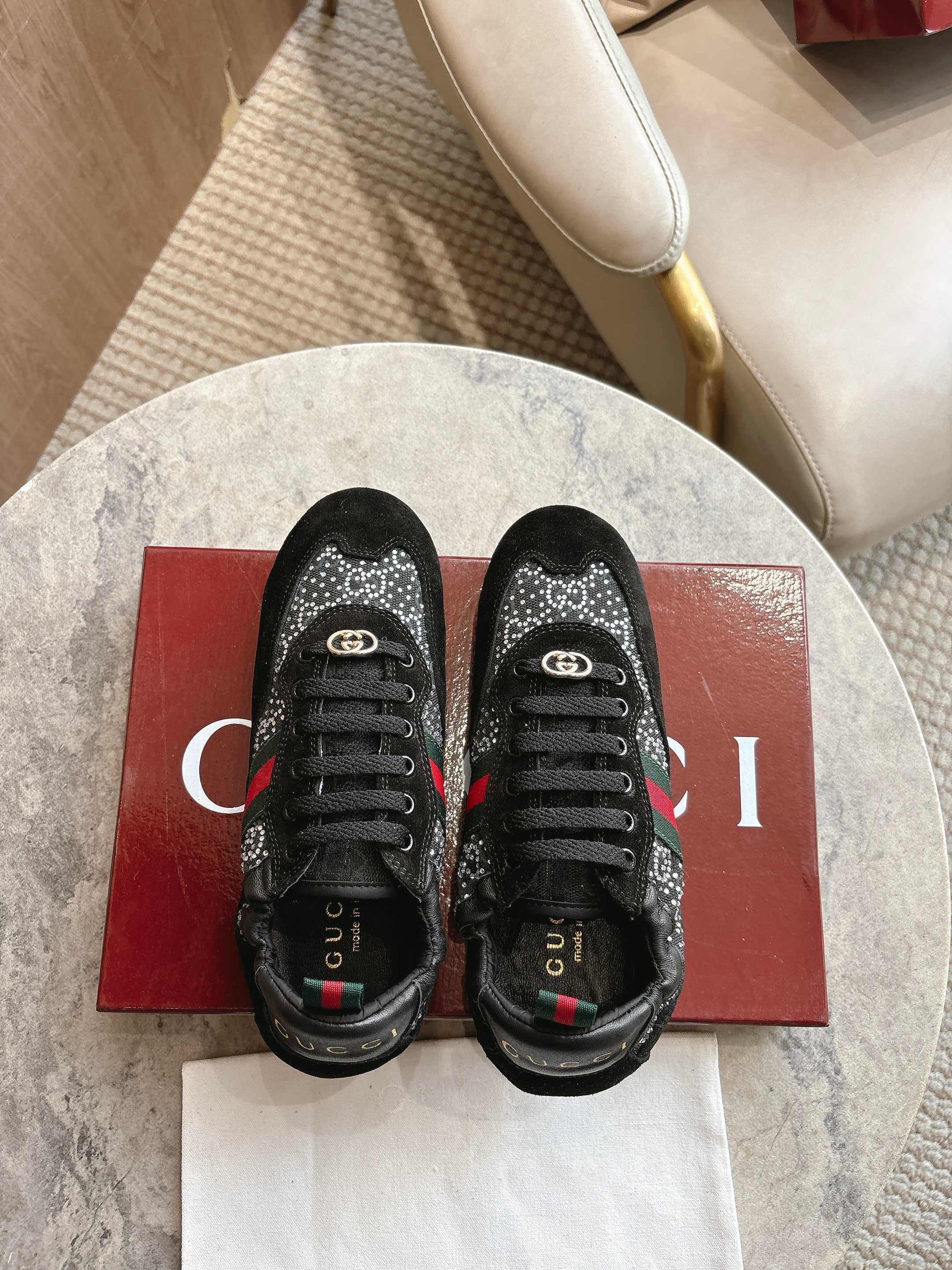 27270-Gucci-788 gallery